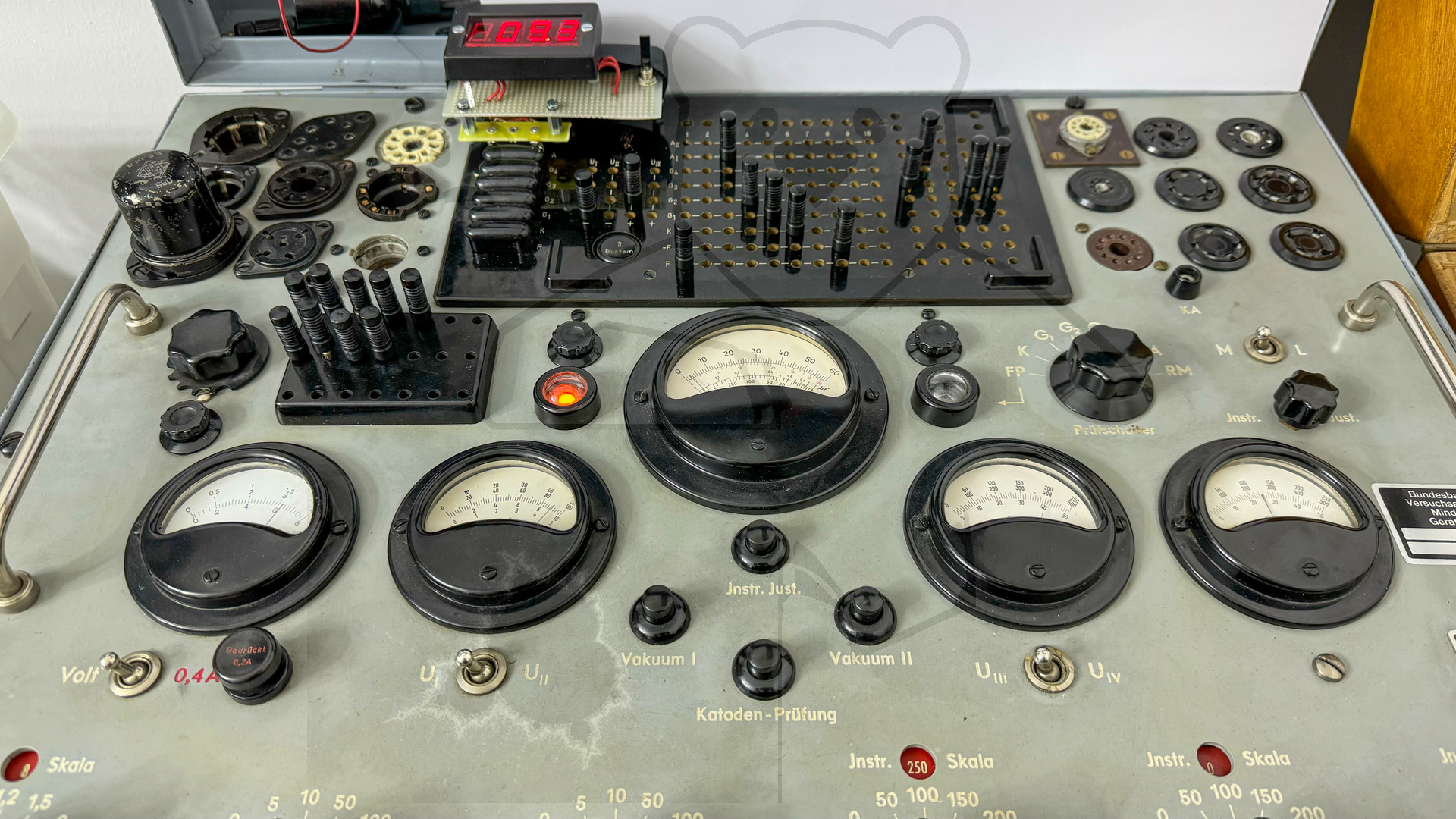 Röhre EF14S als EF14 getestet