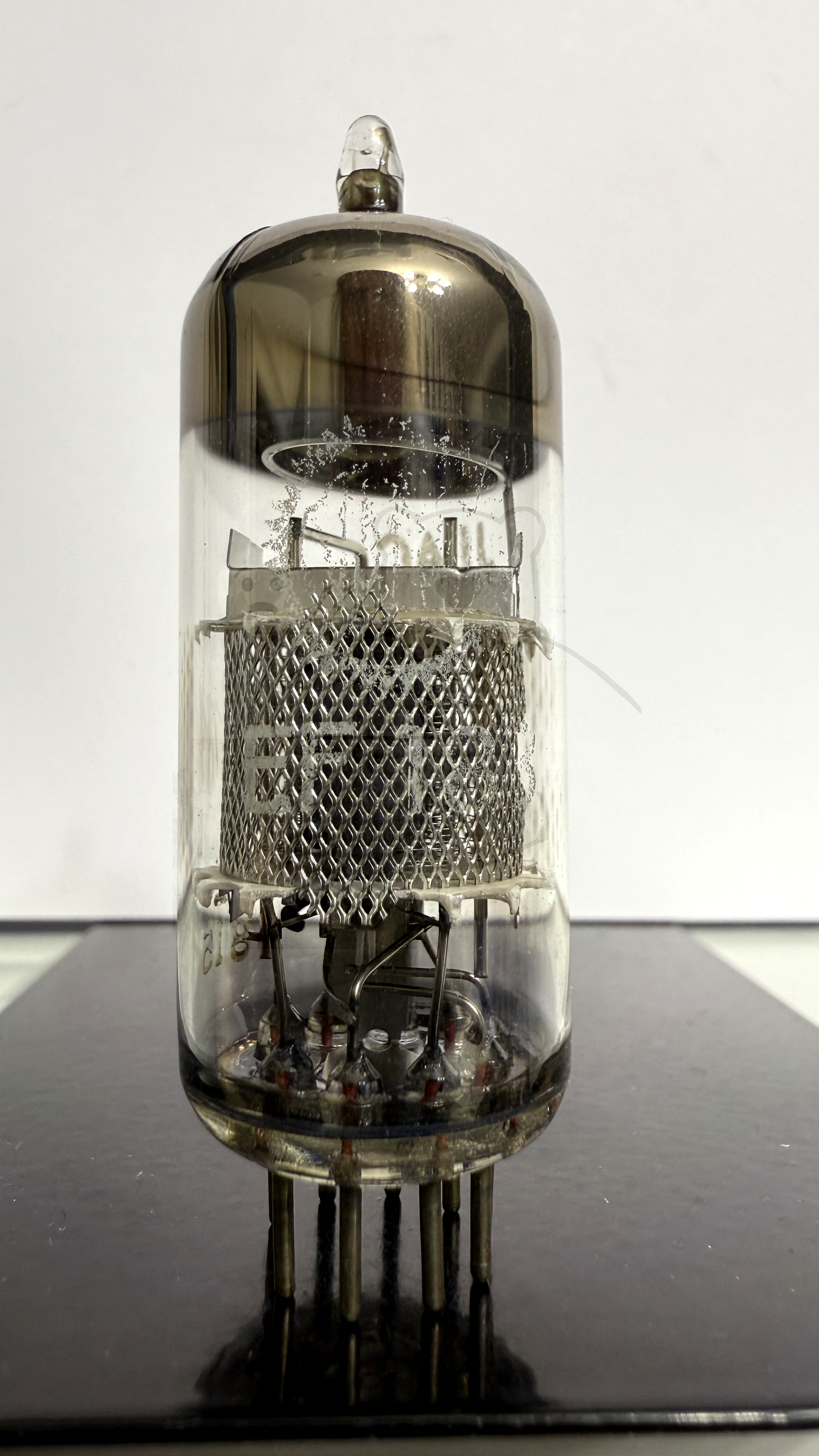 Röhre EF183 #1153 Bild 1