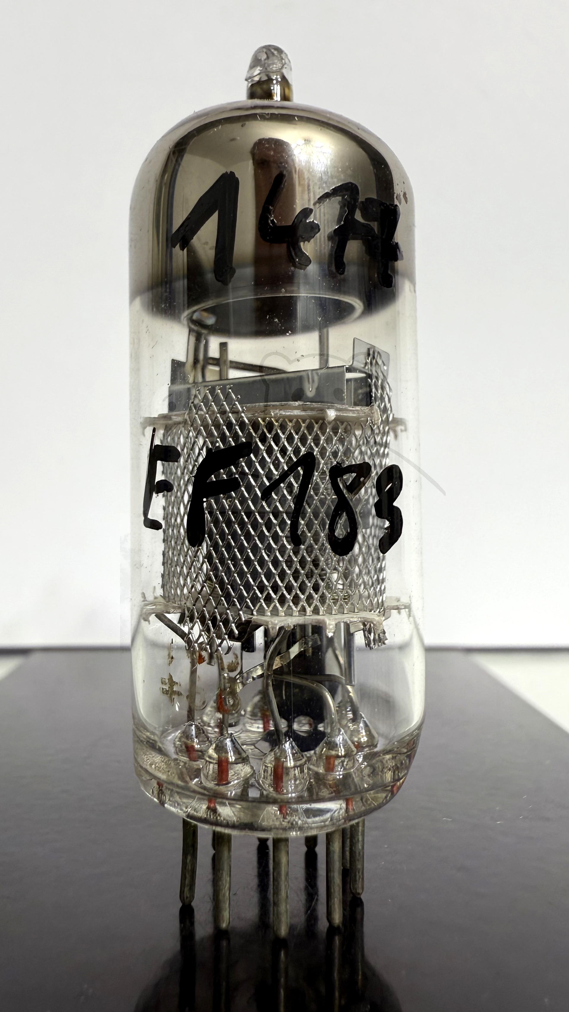 Röhre EF183 #1477 Bild 1