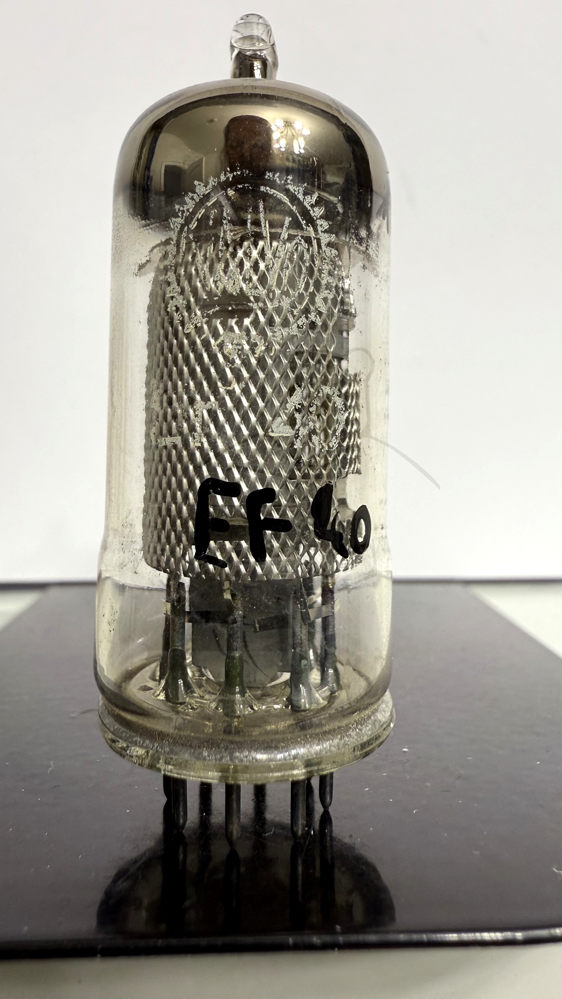 Röhre EF40 #1611 Bild 1