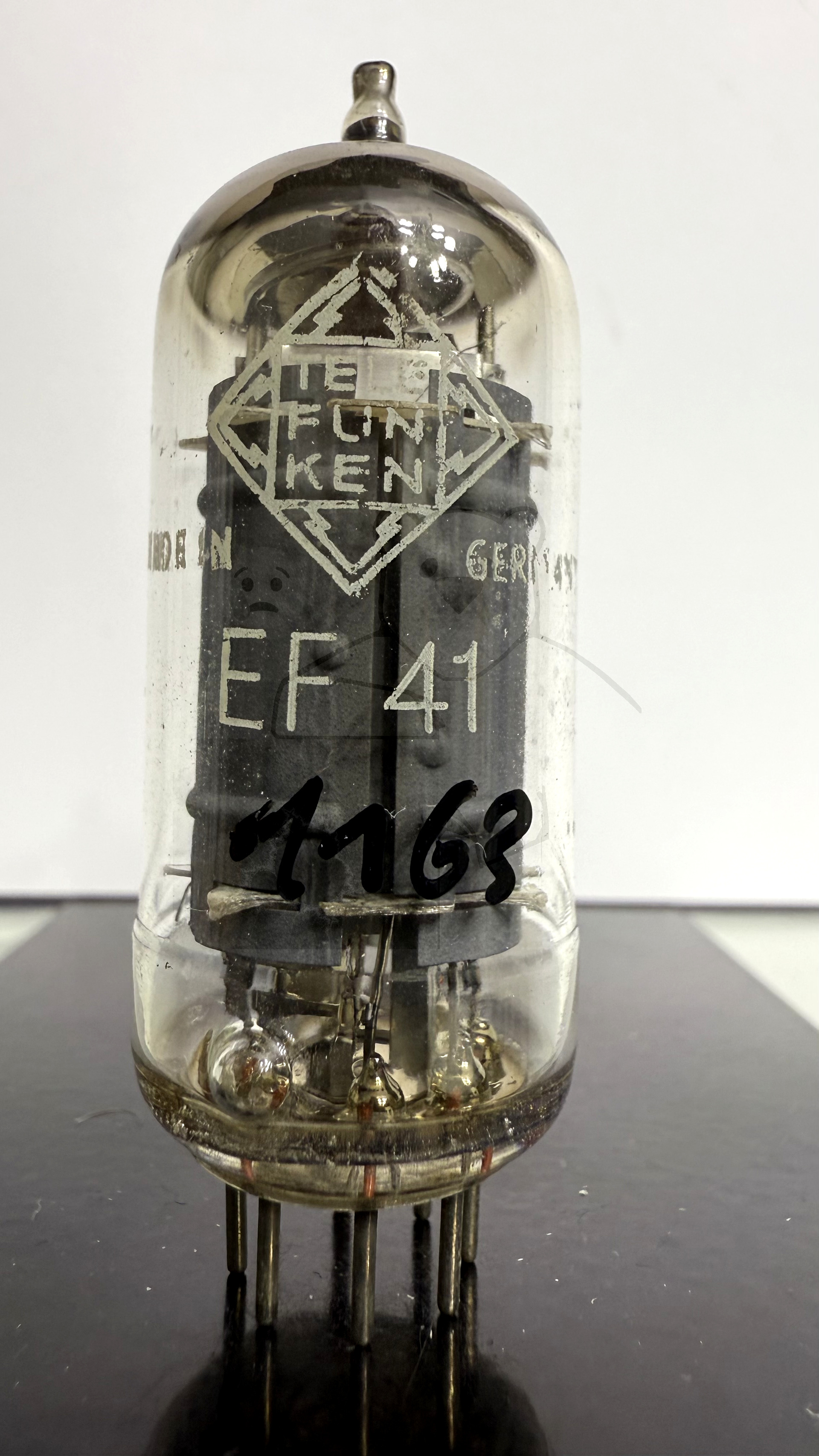 Röhre EF41 #1168 Bild 1