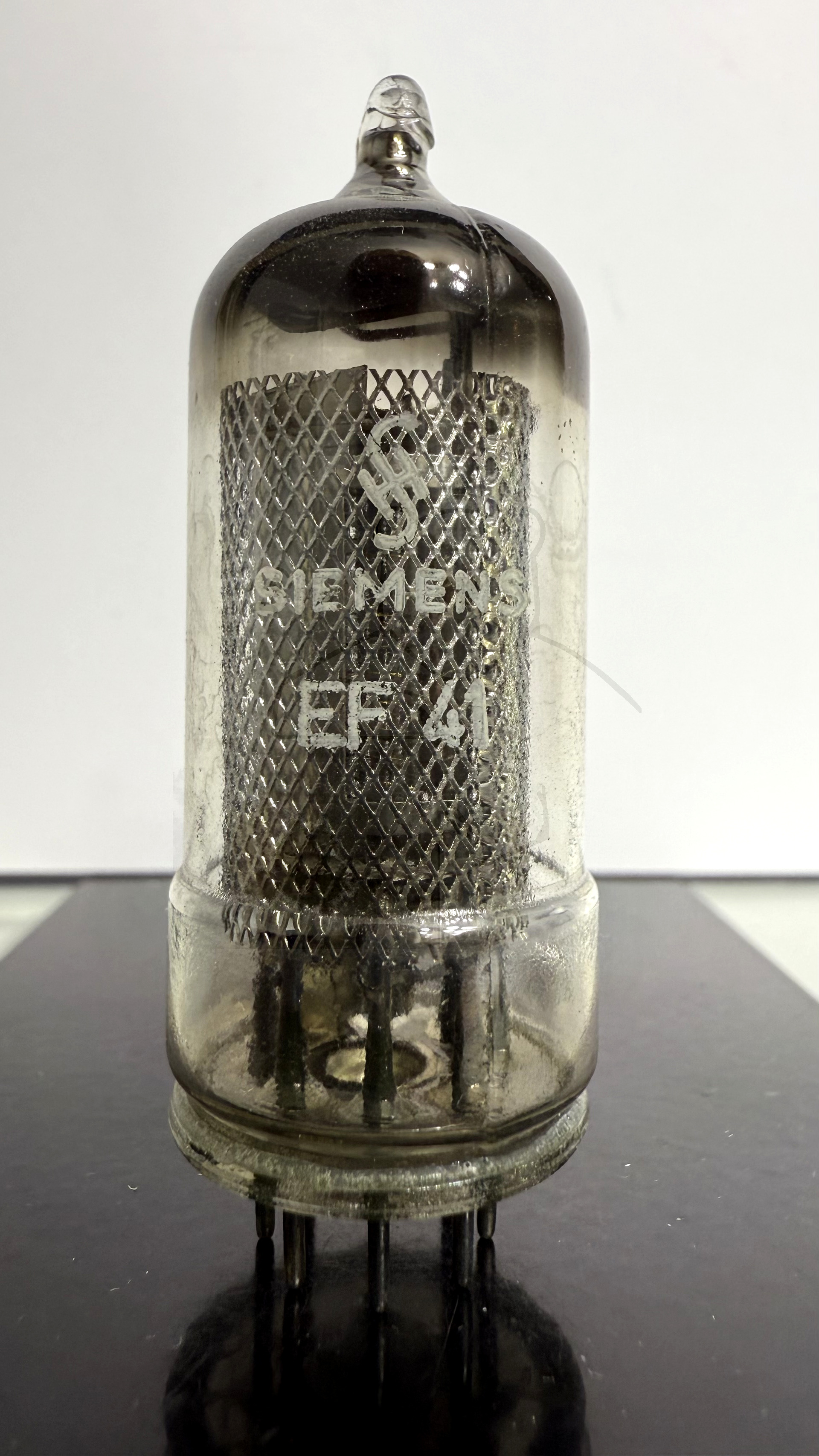 Röhre EF41 #1845 Bild 1