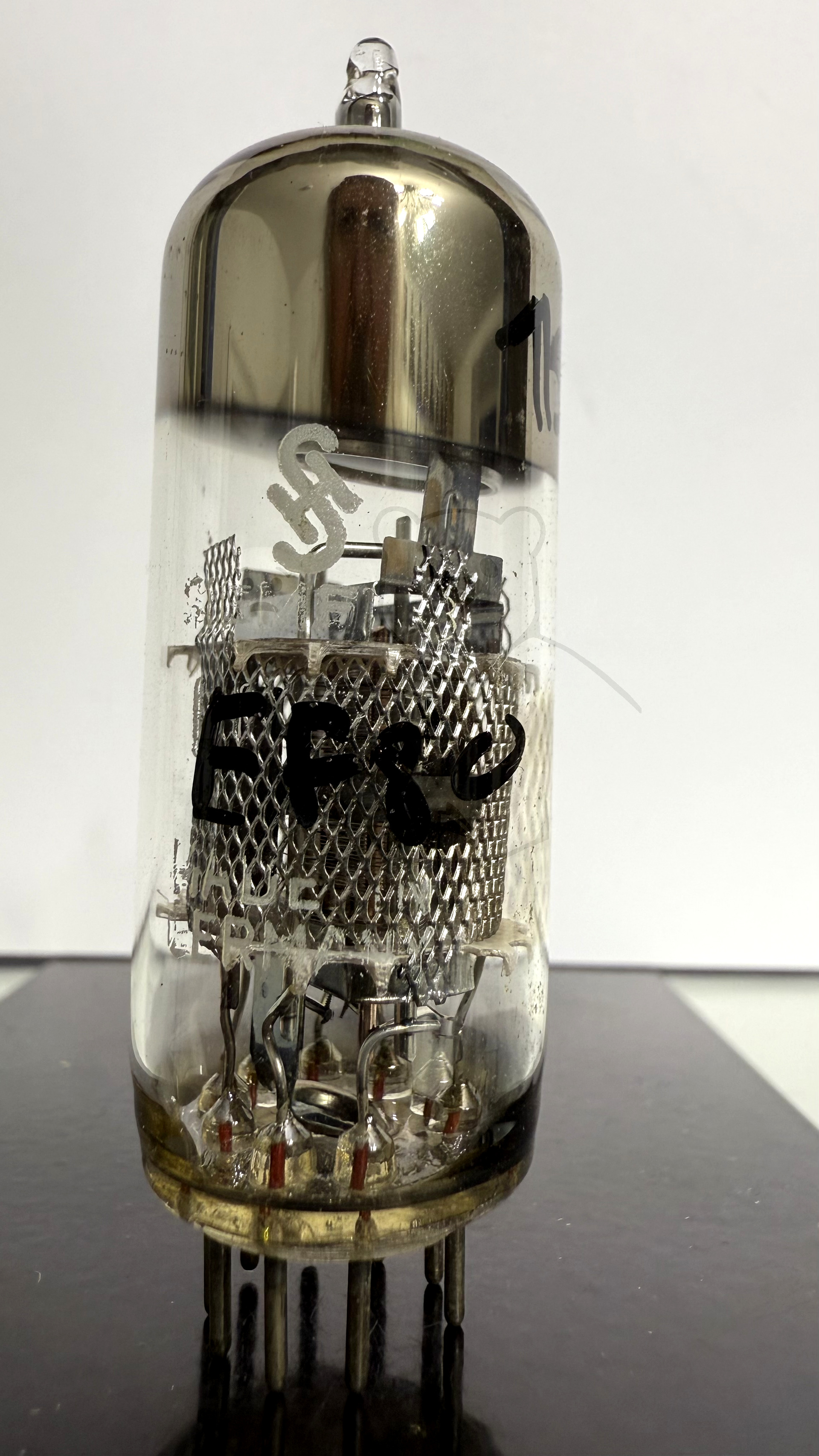 Röhre EF80 #1596 Bild 1