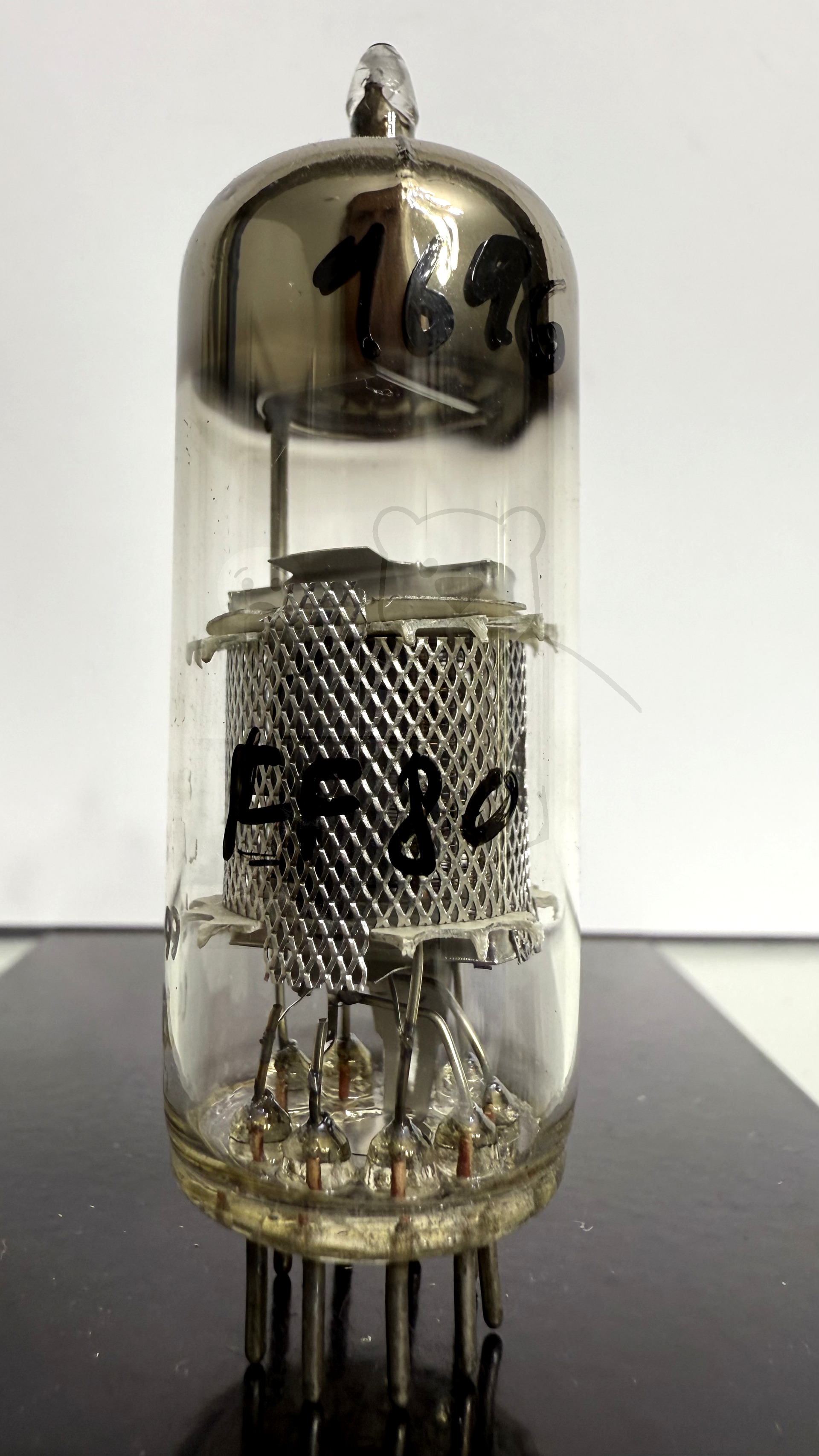 Röhre EF80 #1696 Bild 1