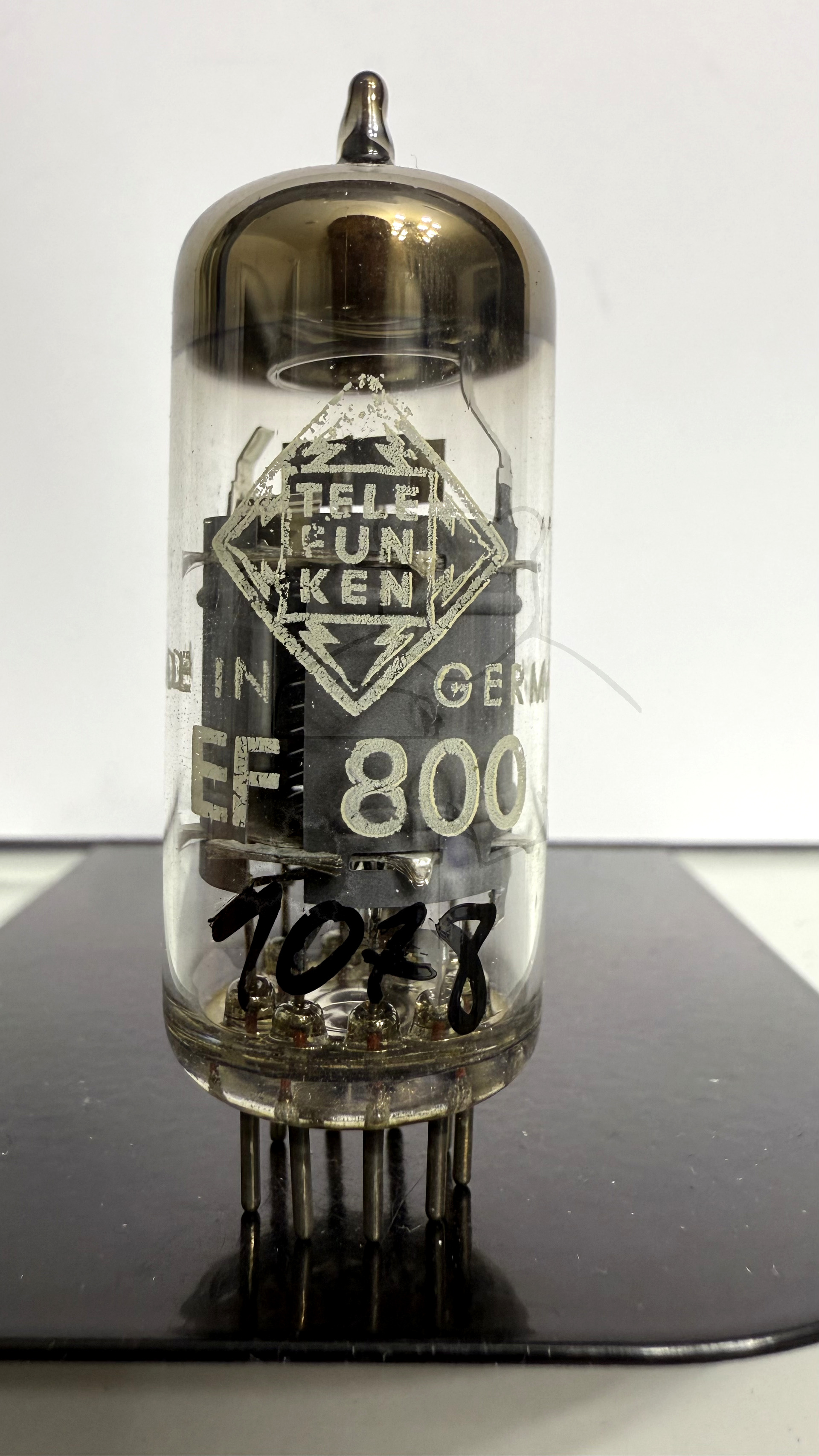 Röhre EF800 #1078 Bild 1