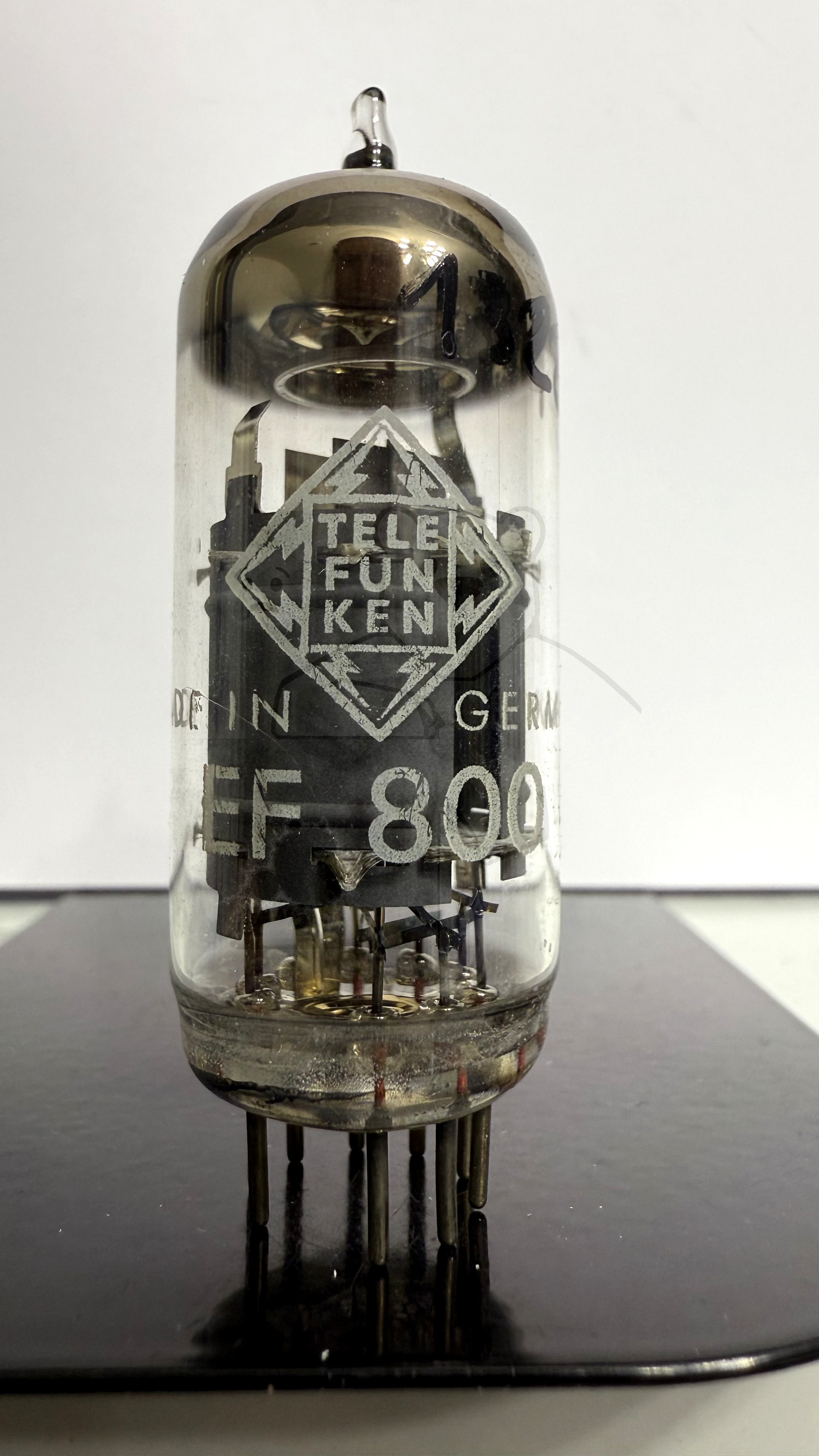 Röhre EF800 #1328 Bild 1