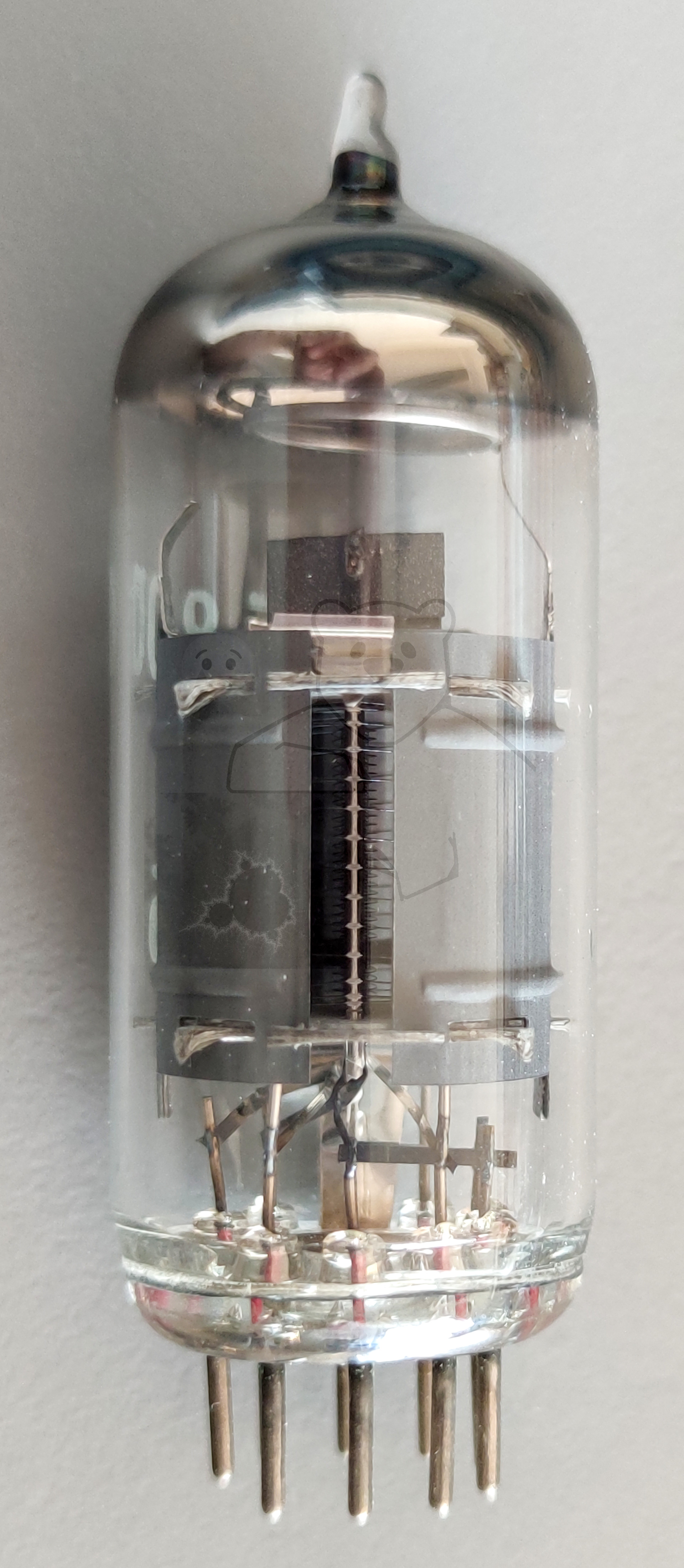 Röhre EF800 Bild von Gerieth Schlosser 1