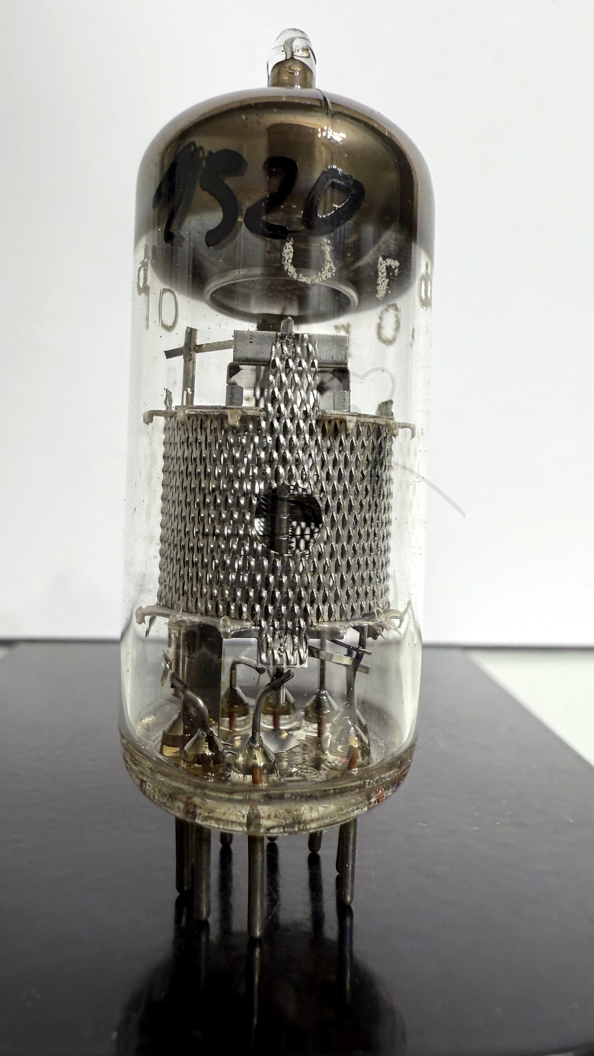 Röhre EF85 #1520 Bild 1