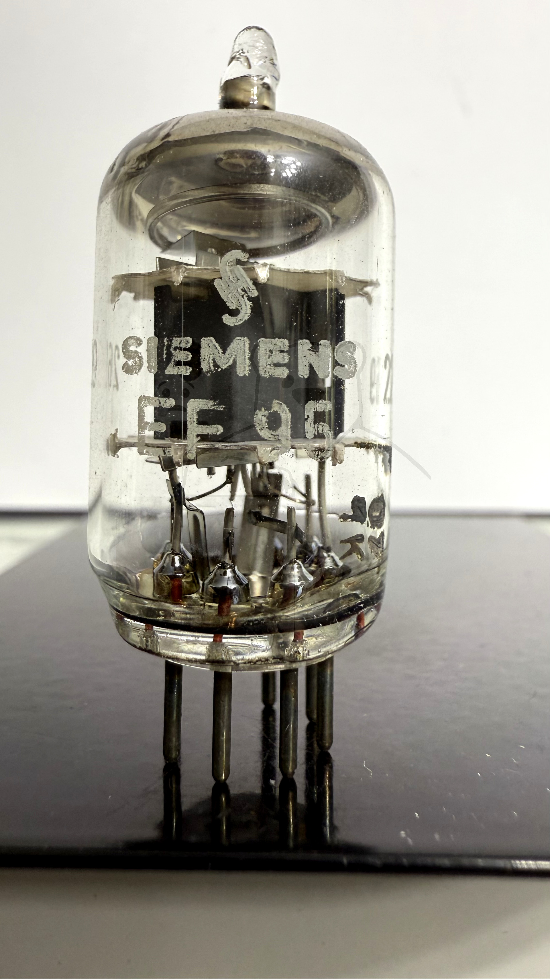 Röhre EF95 #4089 Bild 1