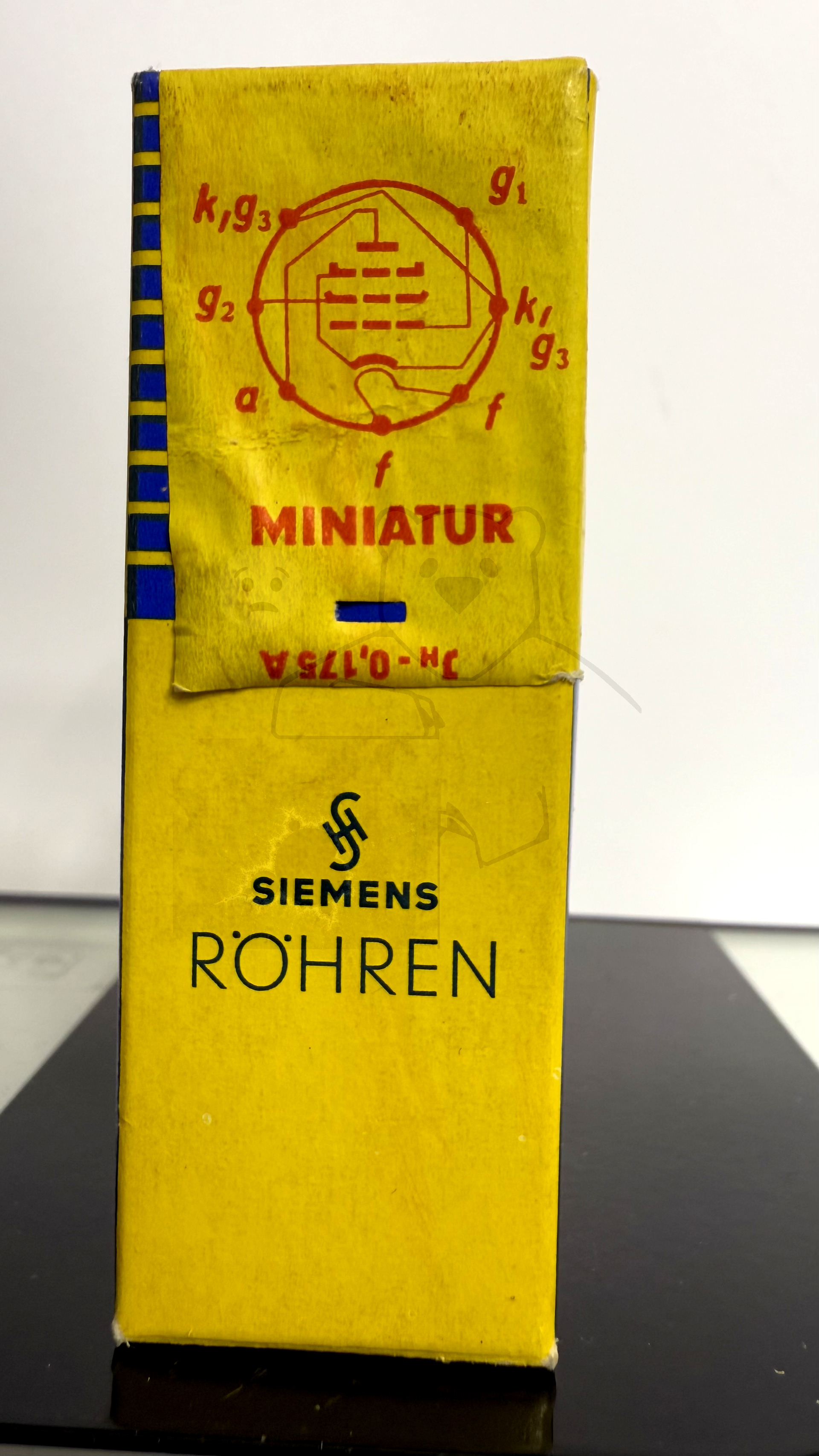 Röhre EF95 #7892 Verpackung Bild 1