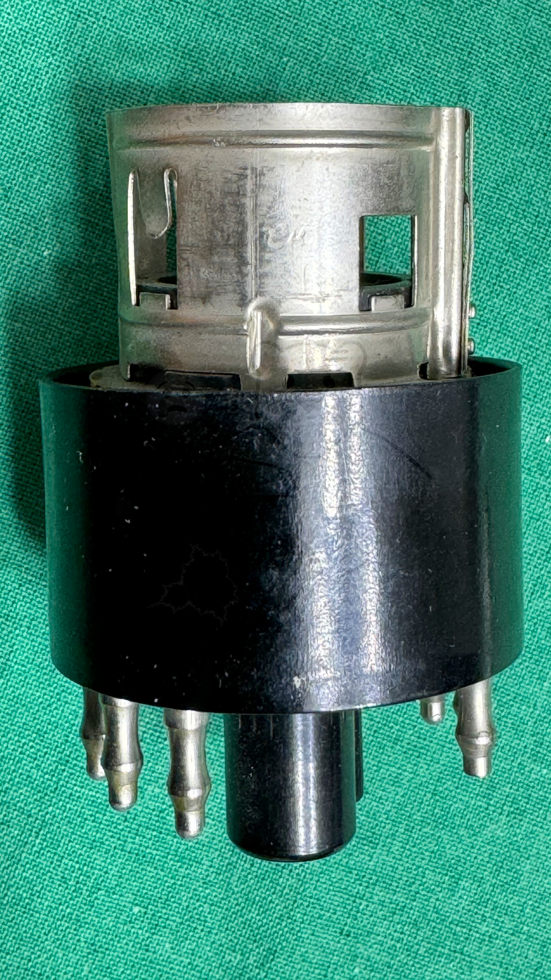 Röhre EL11E #6506 Adapter Bild 3