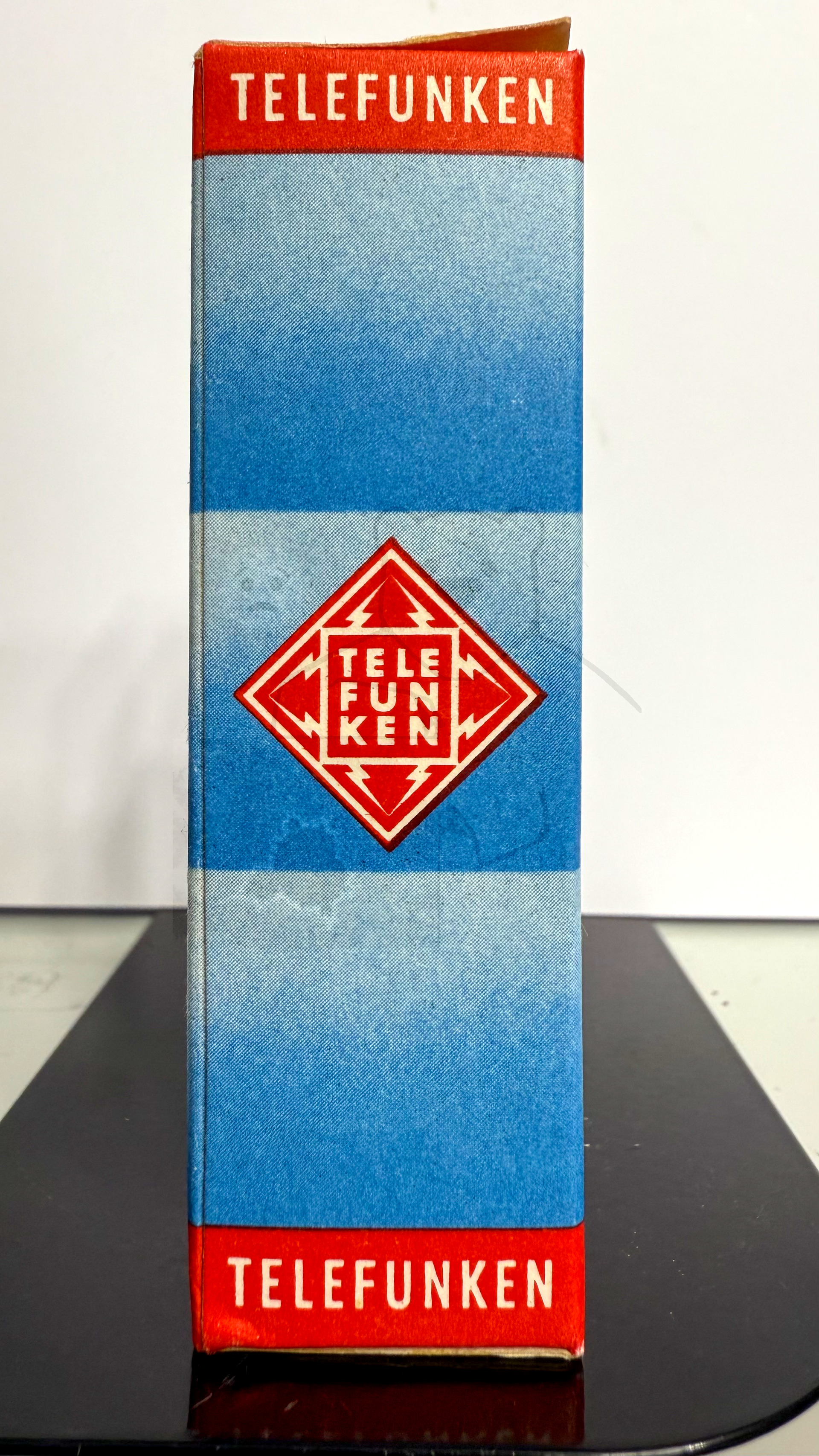 Röhre EM800 #3993 Verpackung Bild 2