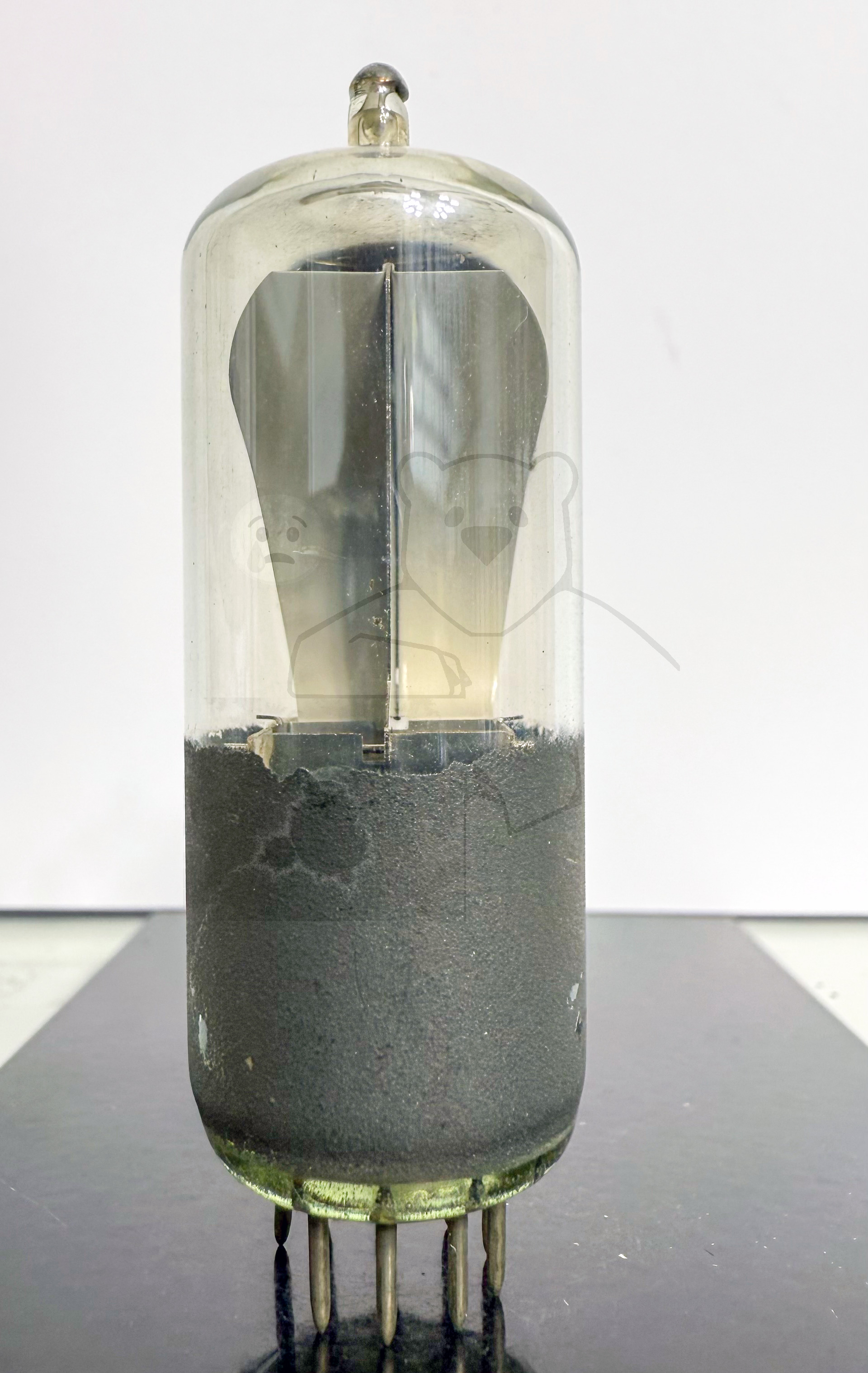 Röhre EM83 #3960 Bild 1