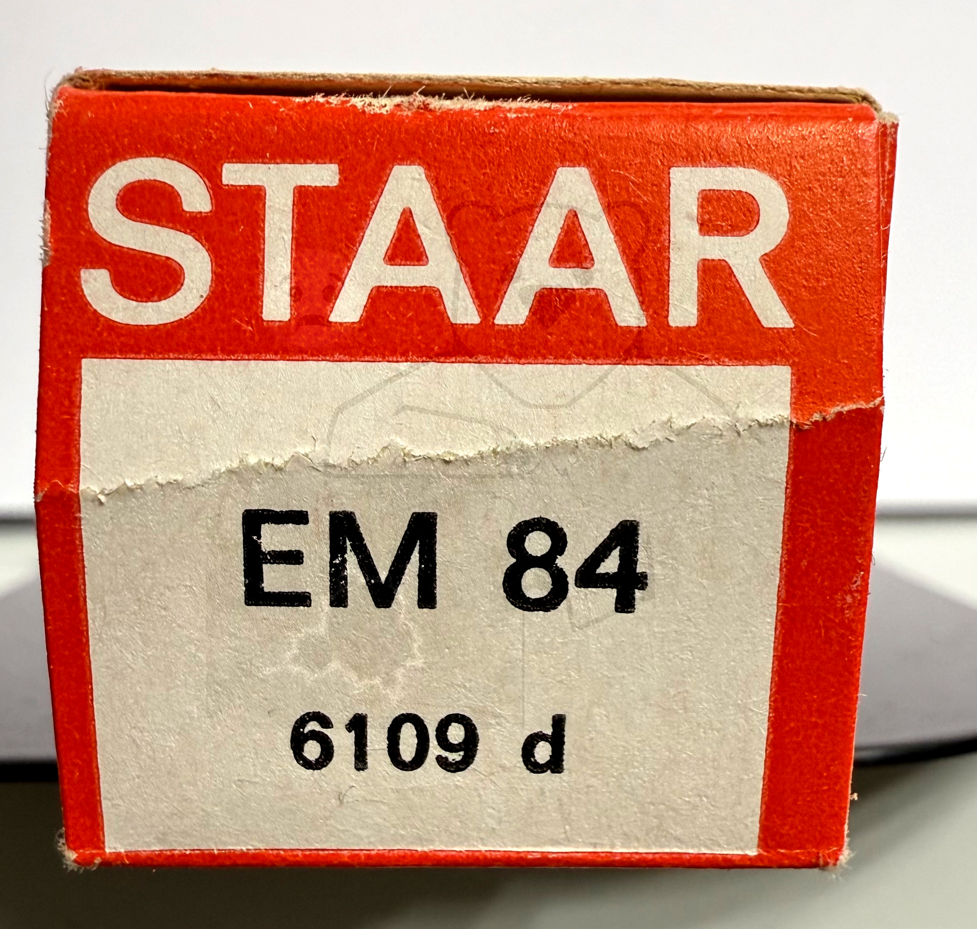 Röhre EM84 #5899 Verpackung Bild 4