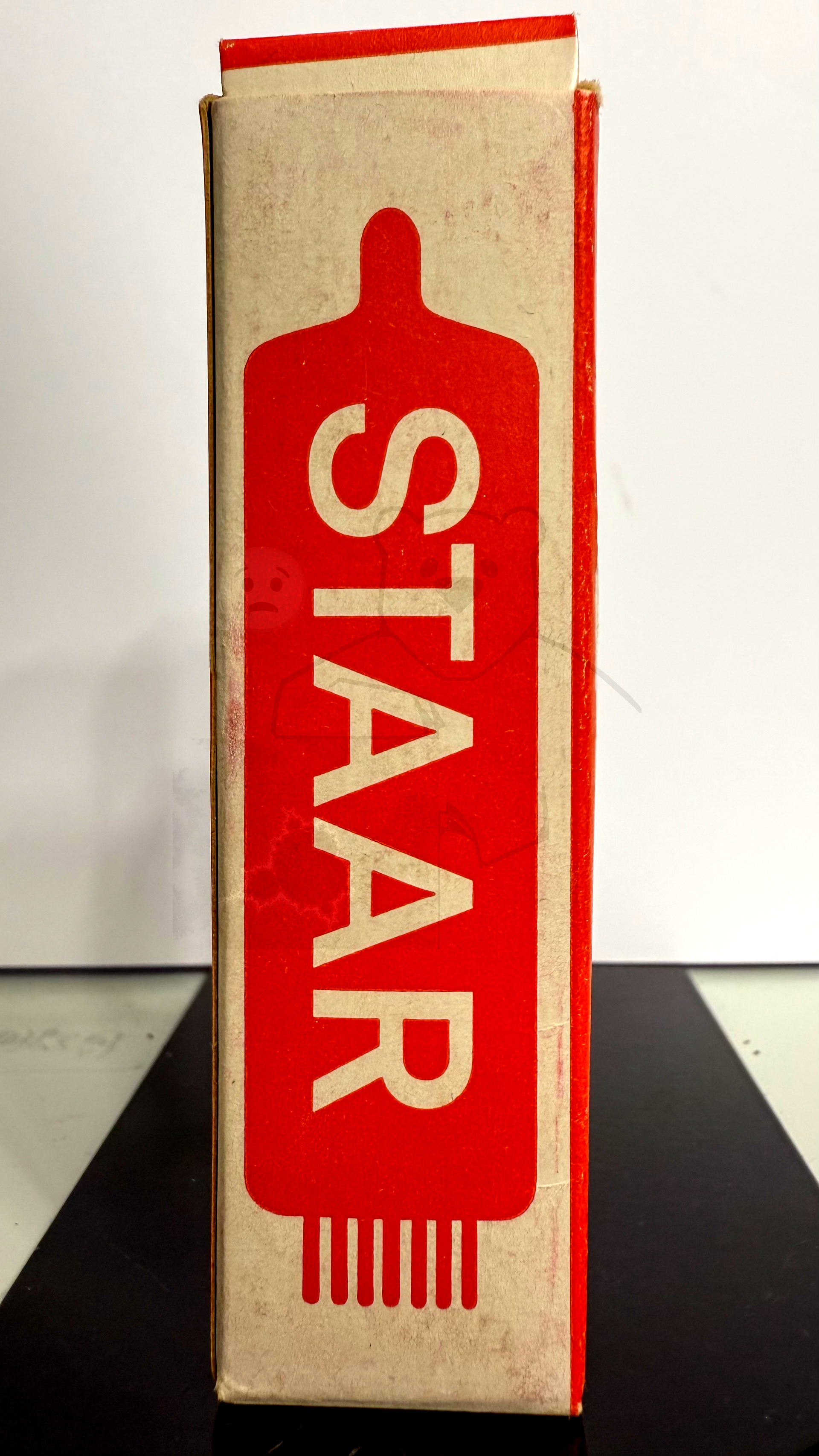 Röhre EM84 #5900 Verpackung Bild 1