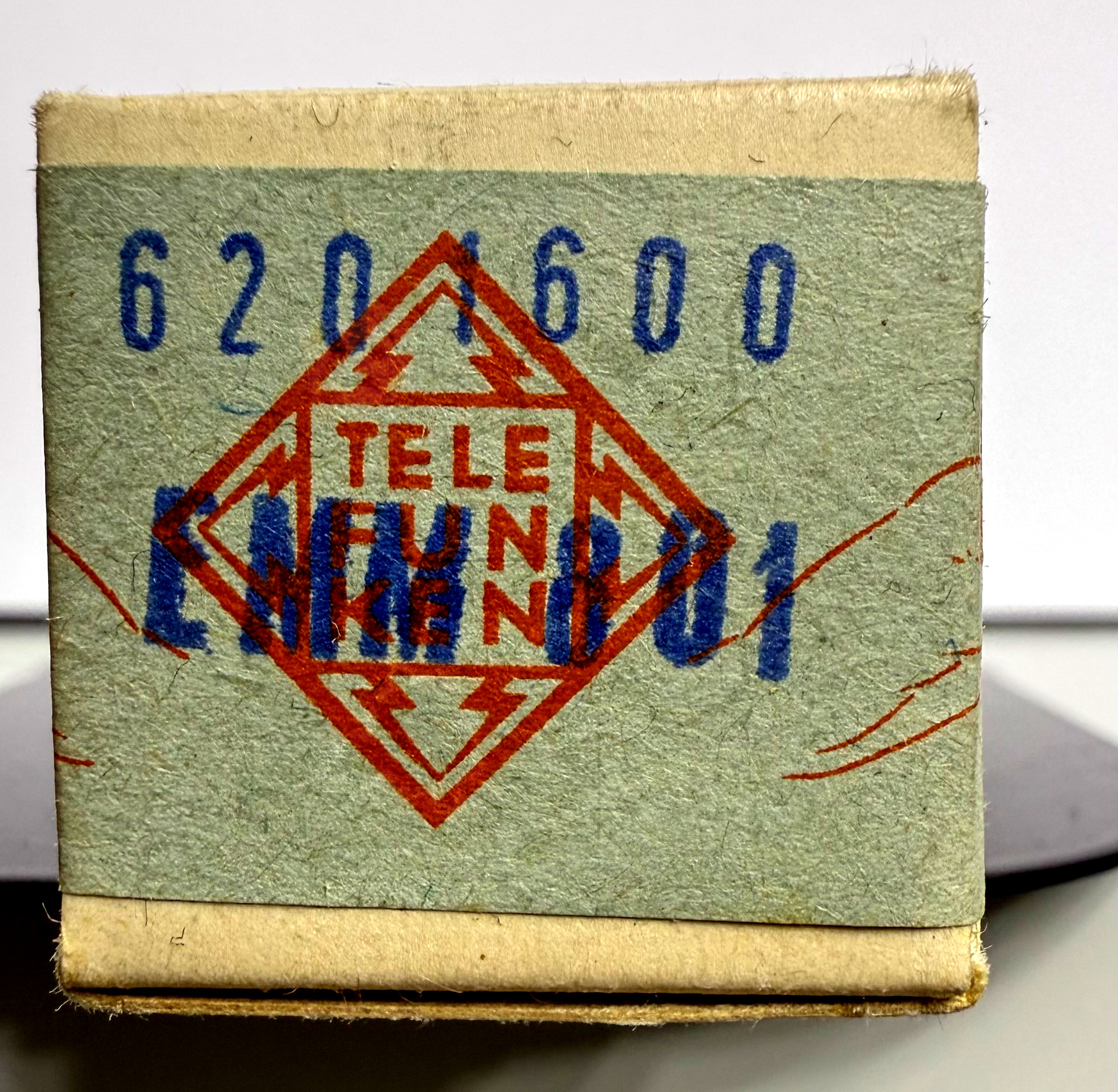 Röhre EMM801 #5971 Verpackung Bild 4