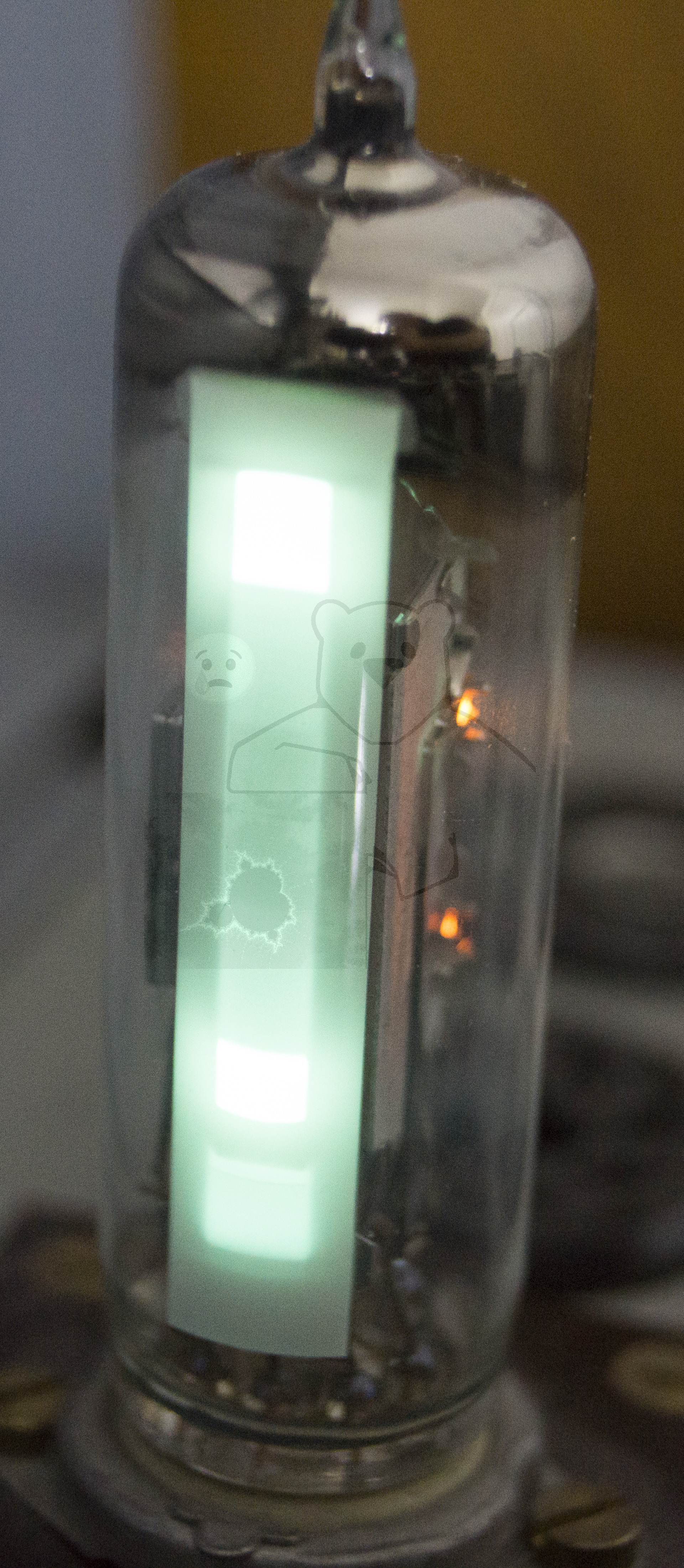 Röhre EMM803 #5897 Bild 7 In Betrieb