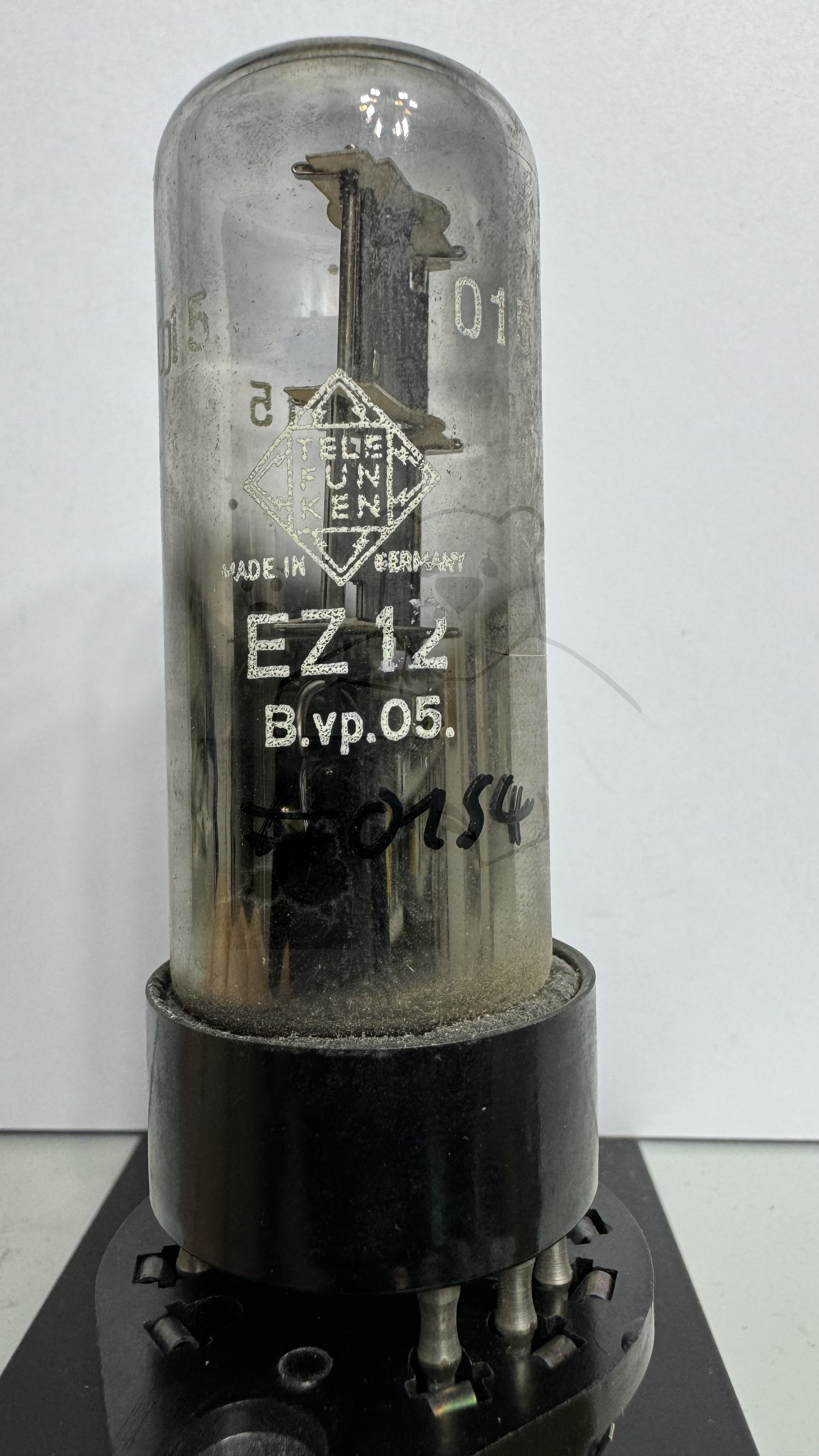 Röhre EZ12 #0154 Bild 1