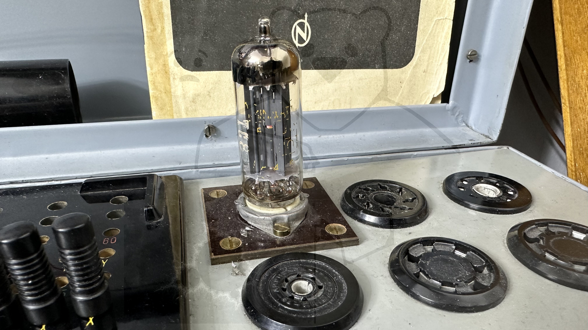 Röhre EZ80 #3564 In Betrieb Bild 1