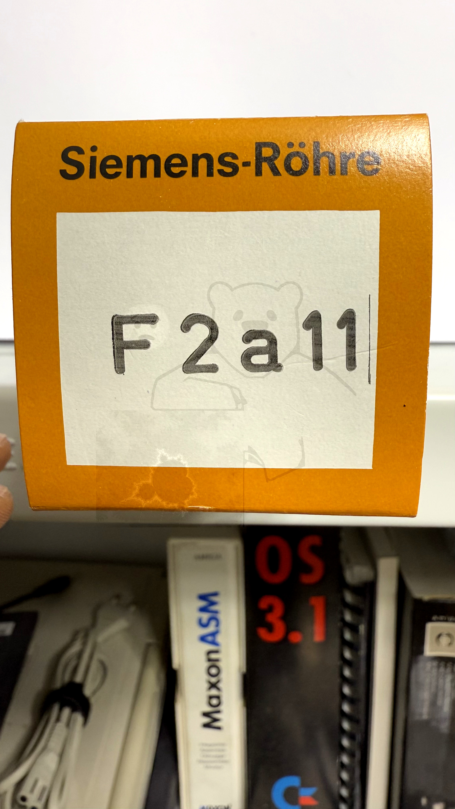 Röhre F2a11 #7855 Verpackung Bild 3