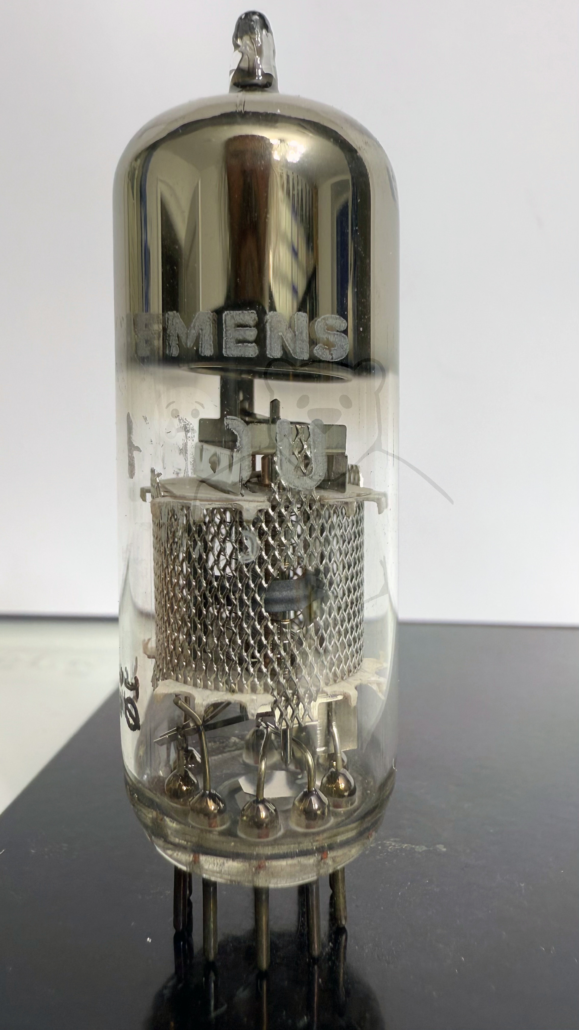 Röhre F80U #4434 Bild 1