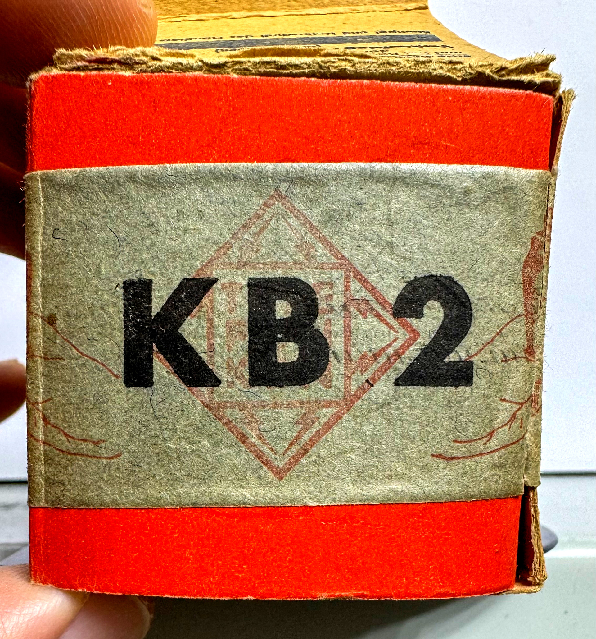 Röhre KB2 #3312 Verpackung Bild 4