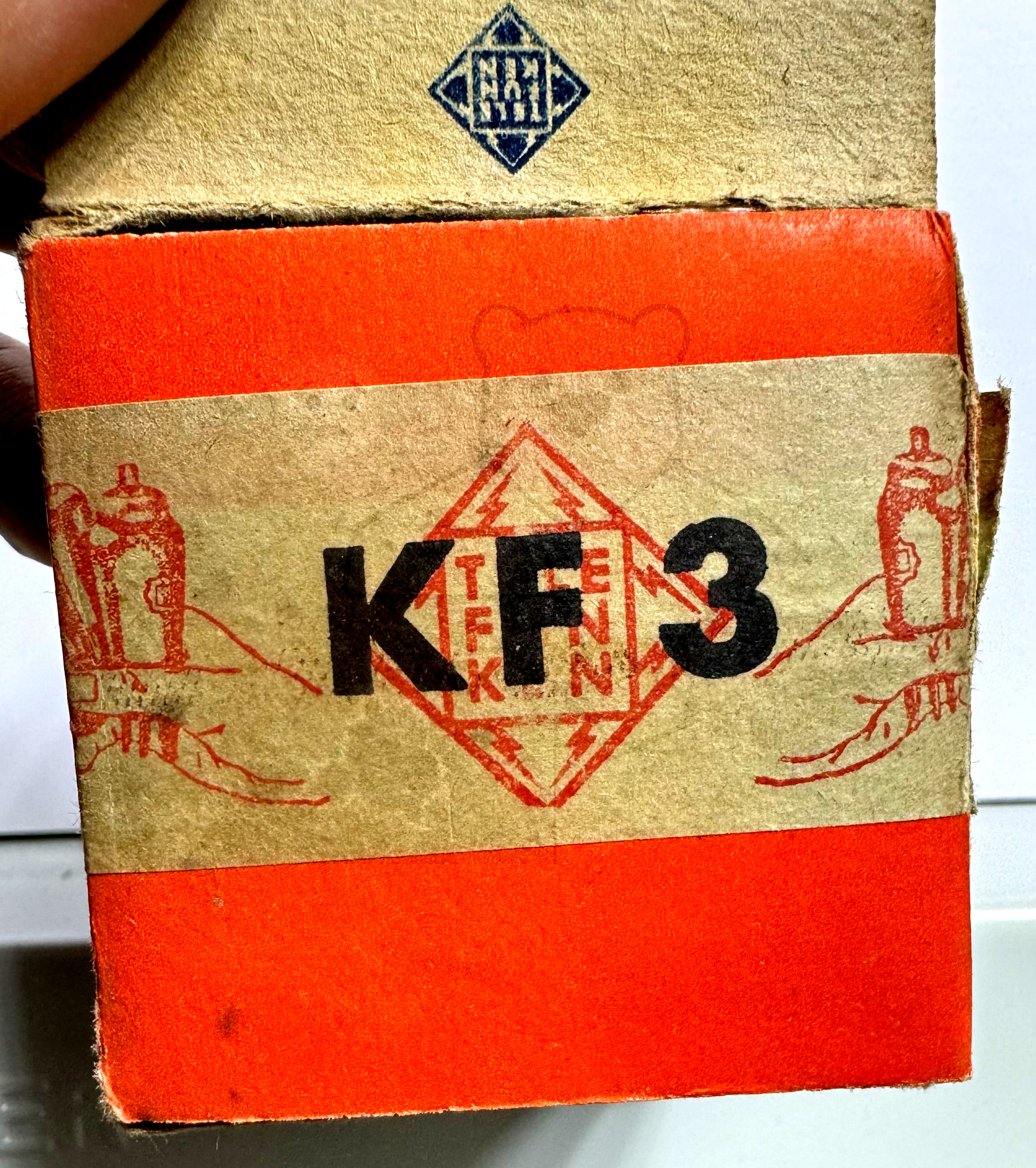 Röhre KF3 #0127 Verpackung Bild 2