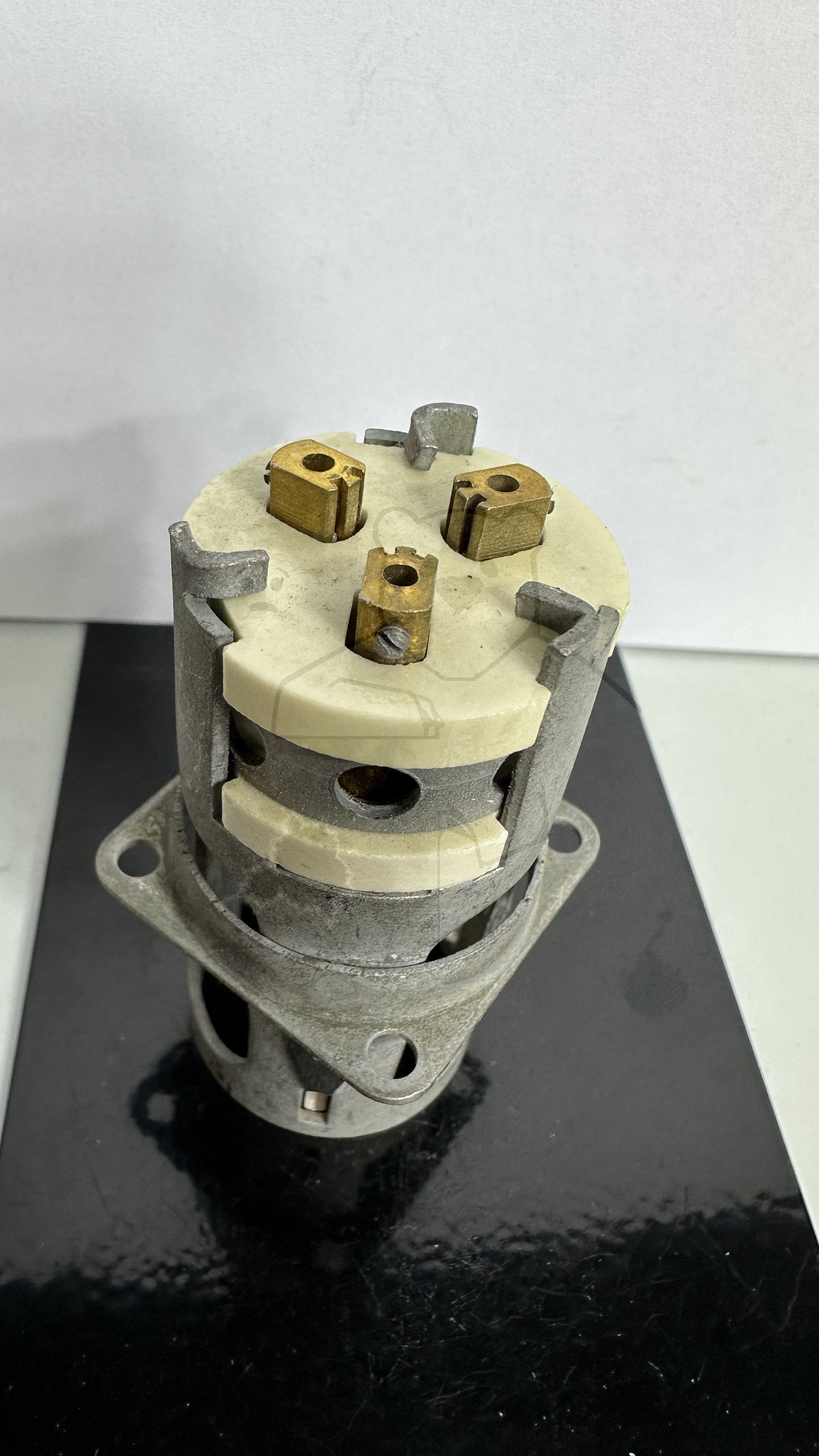 Röhre LK121 #4639 STV140-60z Fassung Bild 3