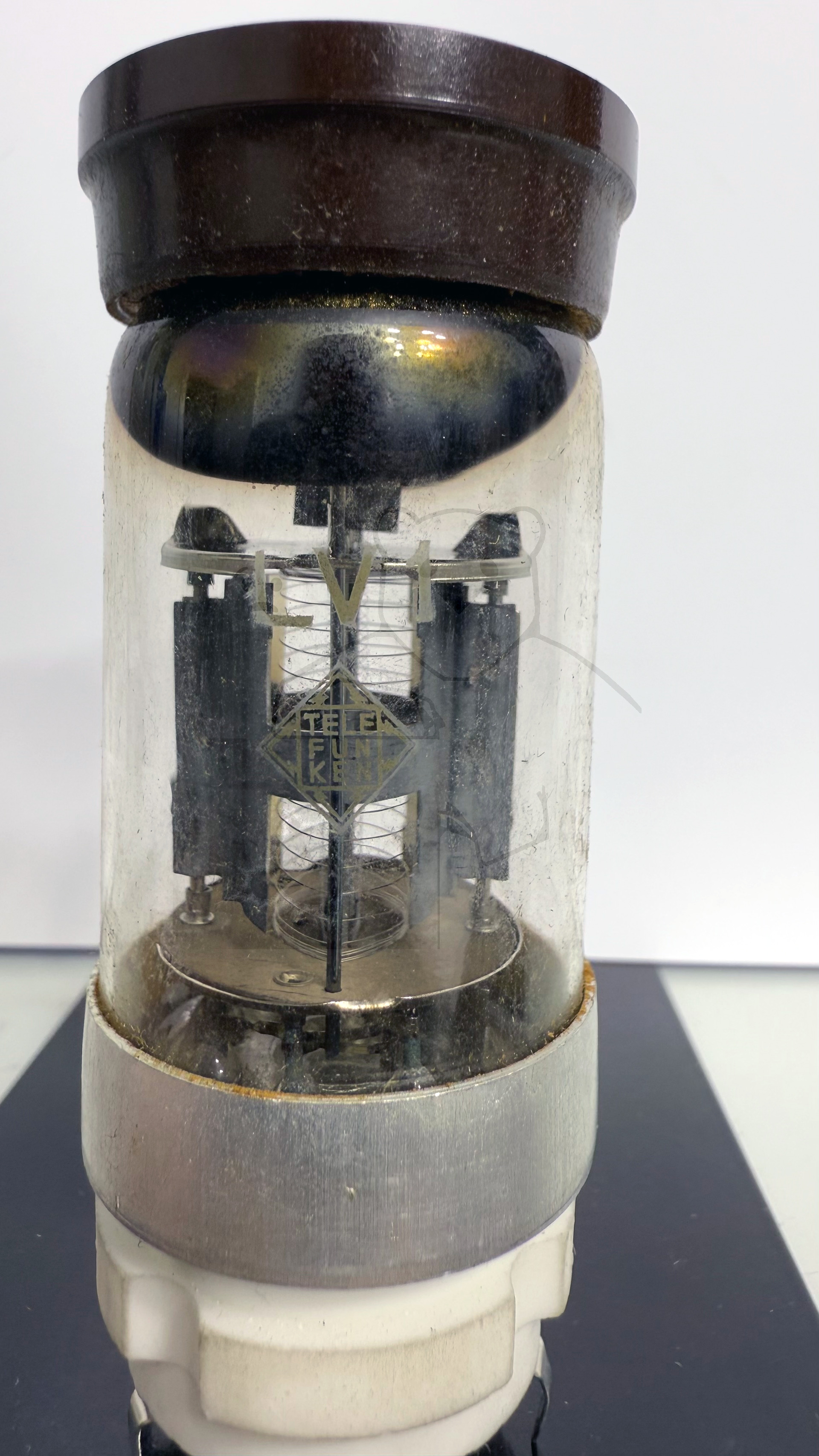 Röhre LV1 #7839 Bild 1