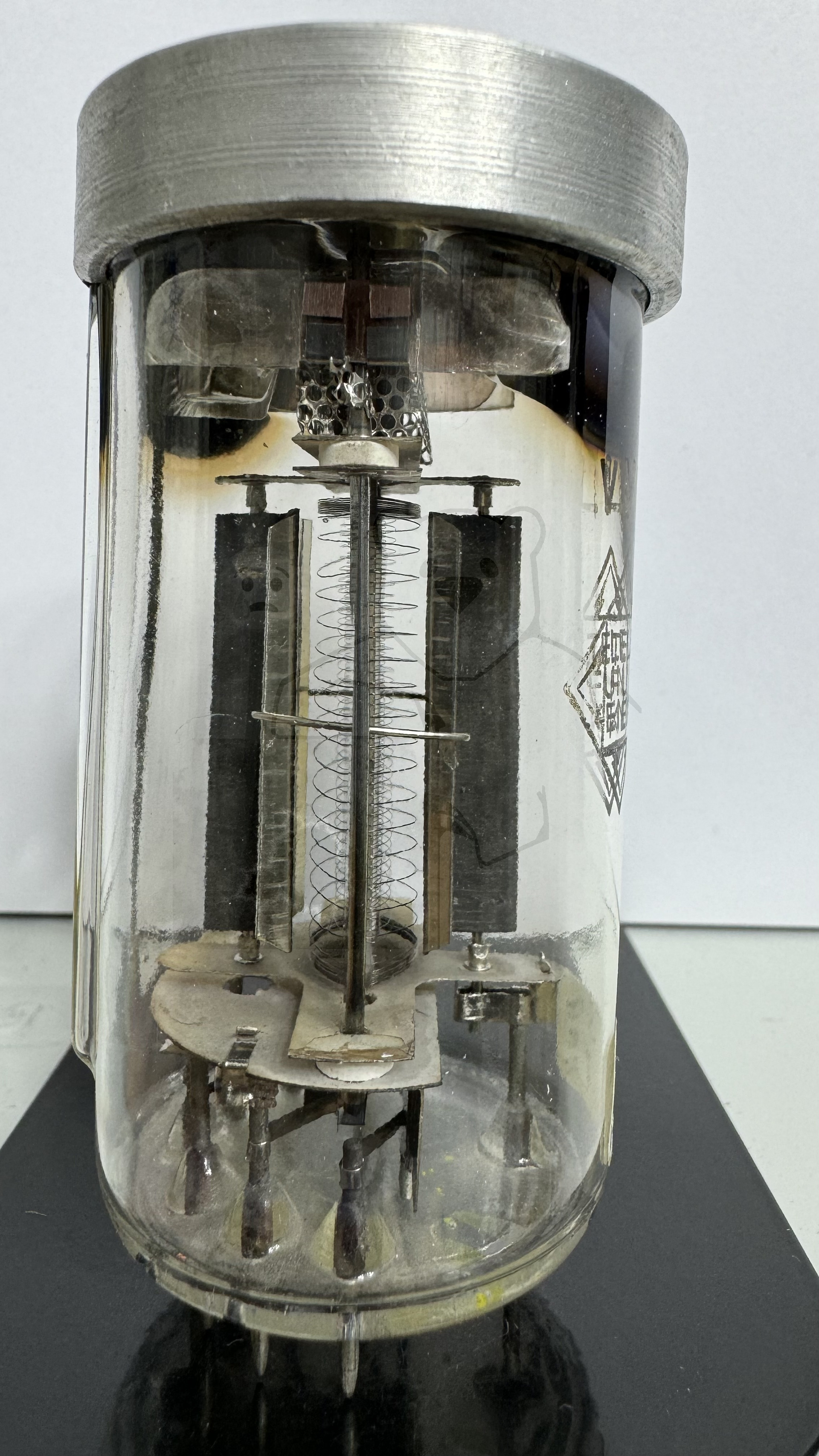 Röhre LV3 #8193 Bild 1