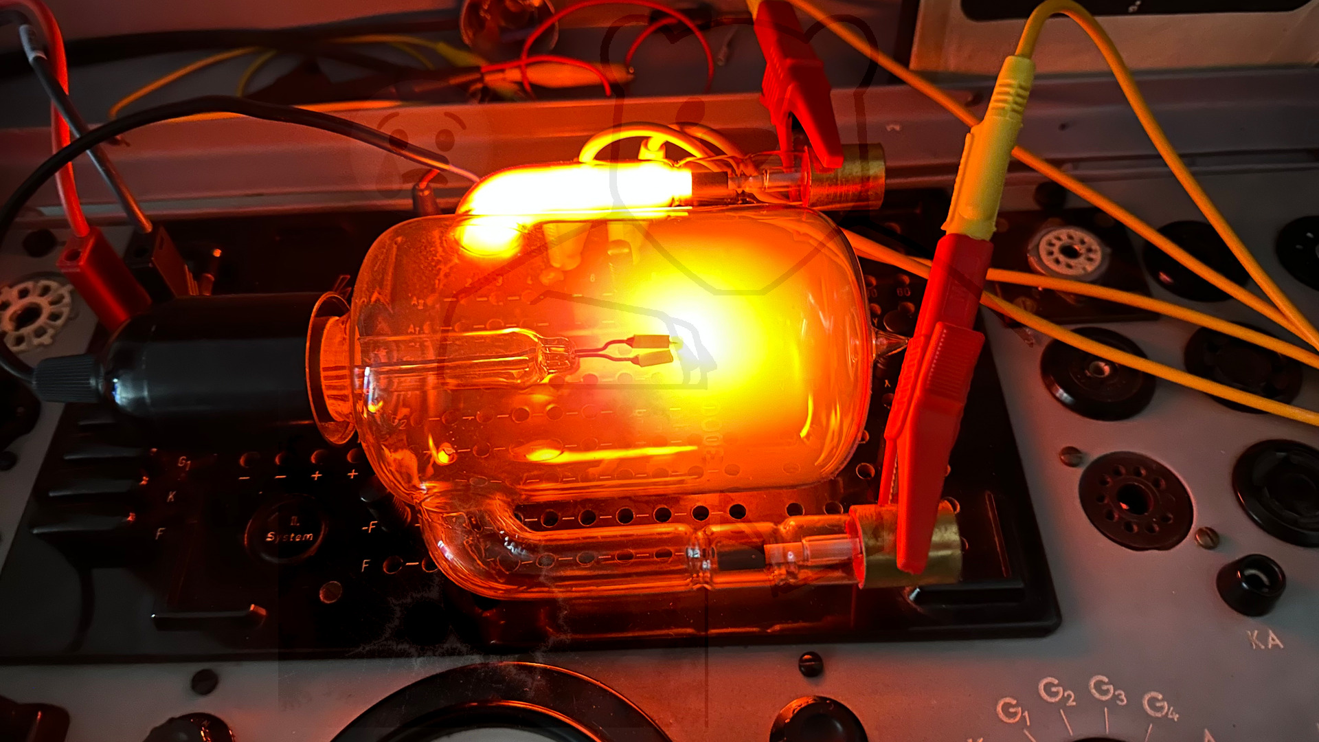 Röhre Neon Gleichrichter 3000V #5885 In Betrieb Bild 1