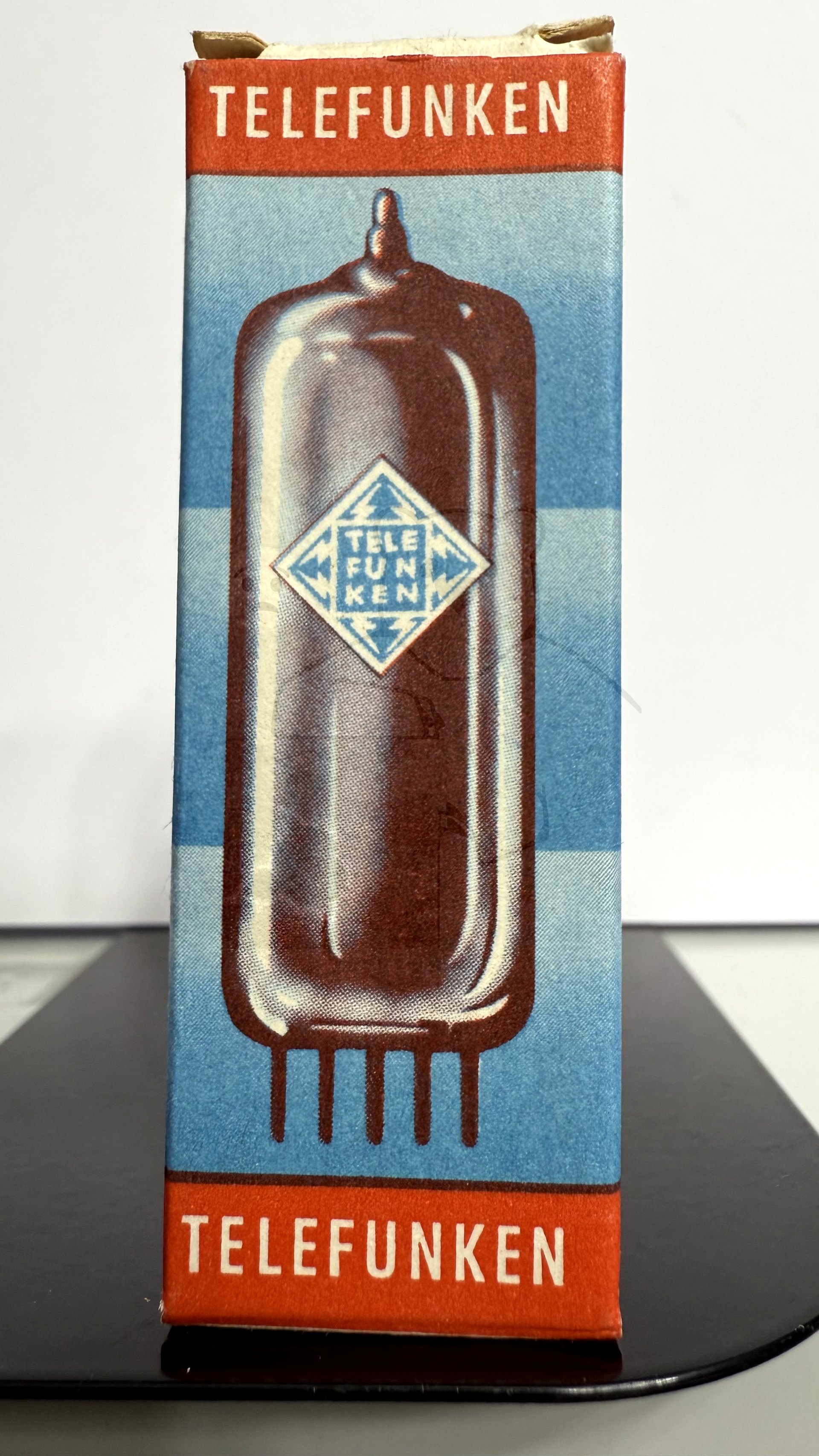 Röhre PC97 #4058 Verpackung Bild 2