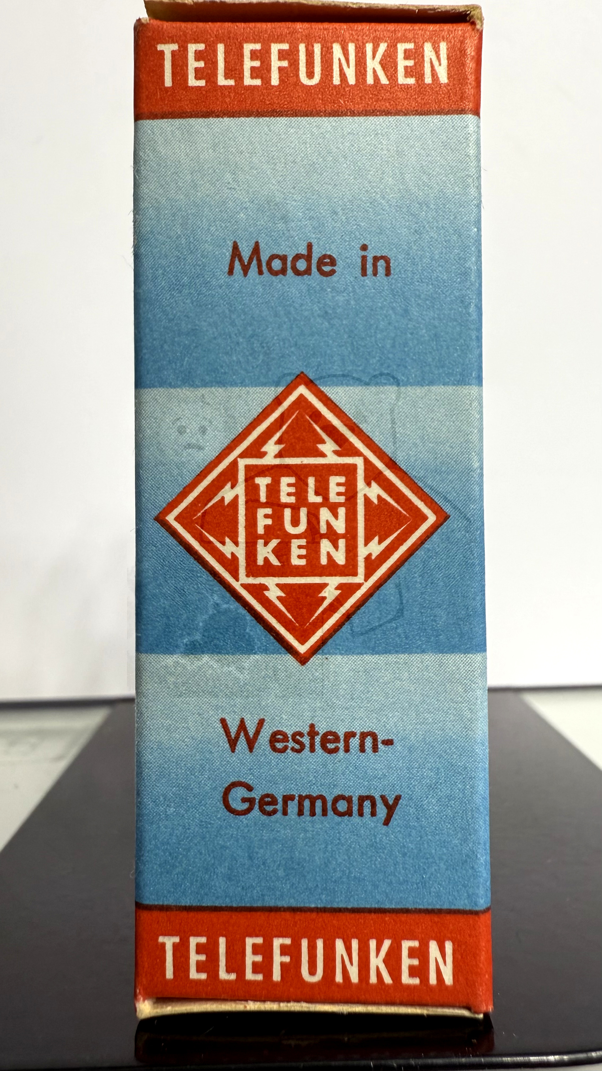 Röhre PC97 #4112 Verpackung Bild 2