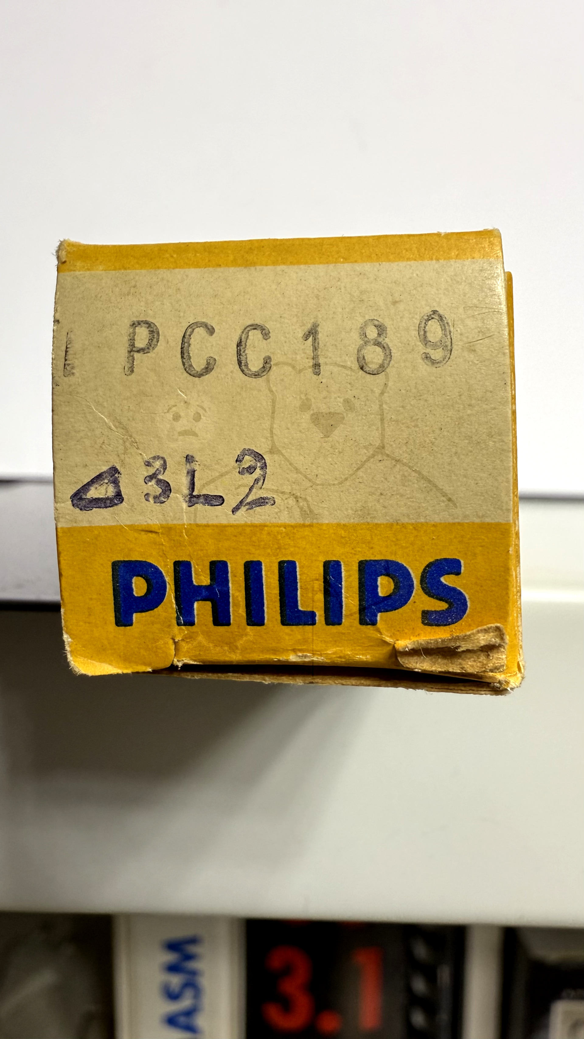 Röhre PCC189 #4154 Verpackung Bild 2