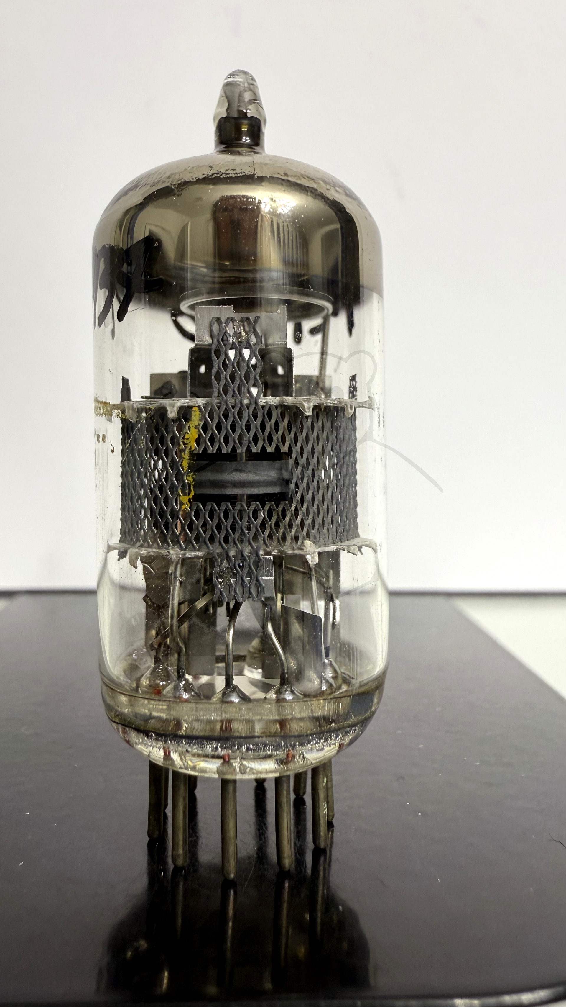 Röhre PCF200 #1937 Bild 1