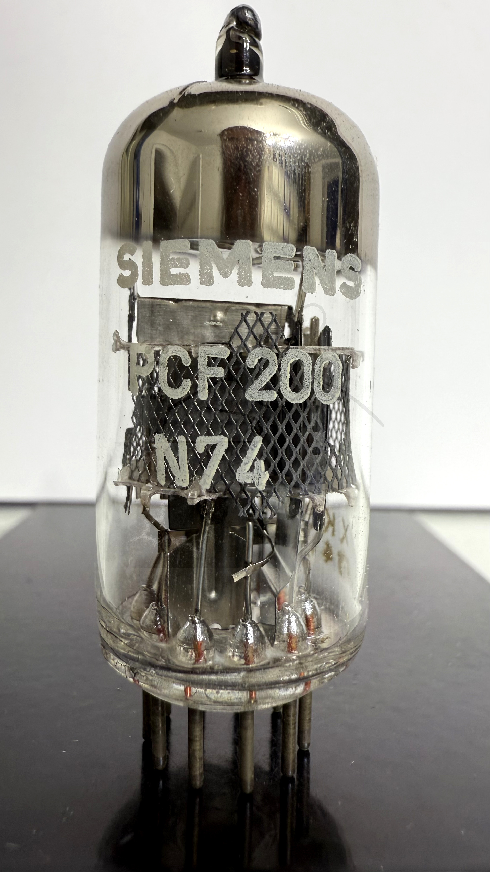 Röhre PCF200 #7328 Bild 1