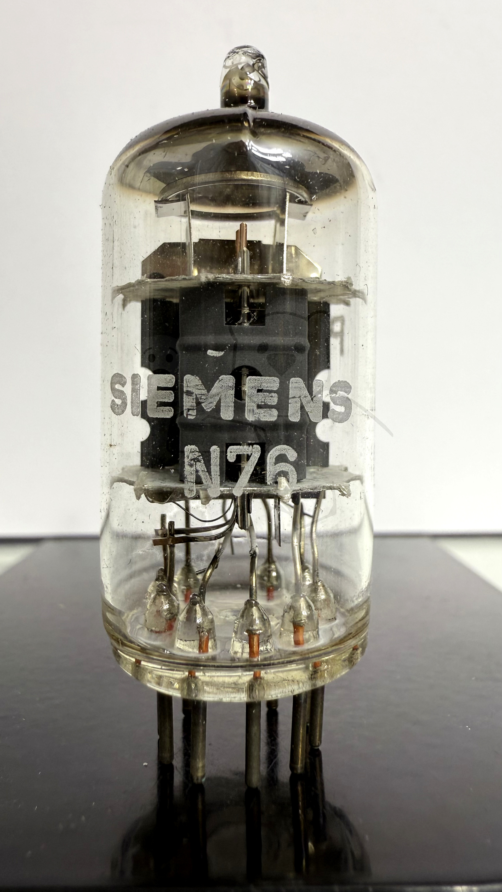 Röhre PCF802 #2301 Bild 1