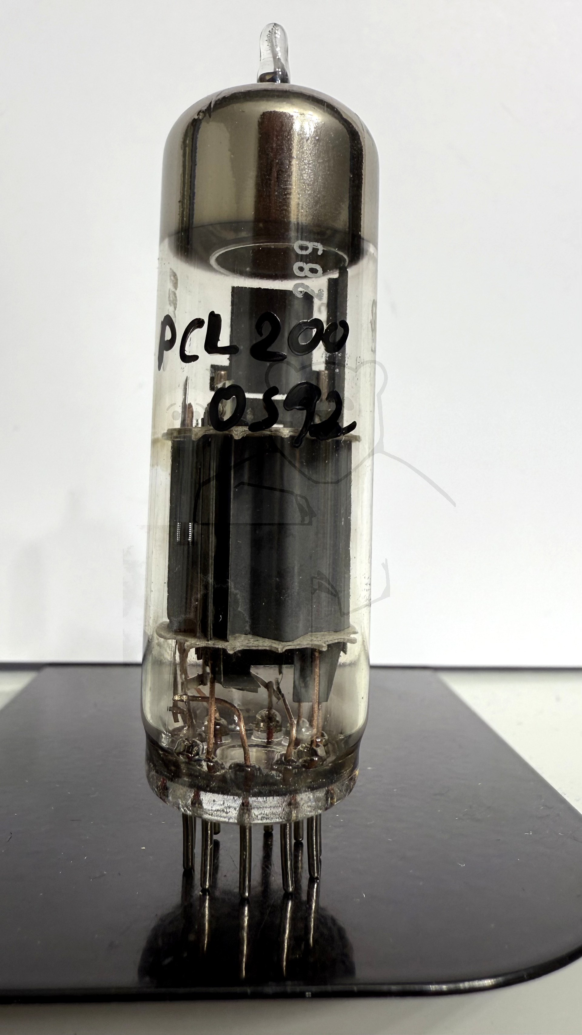 Röhre PCL200 #0592 Bild 1