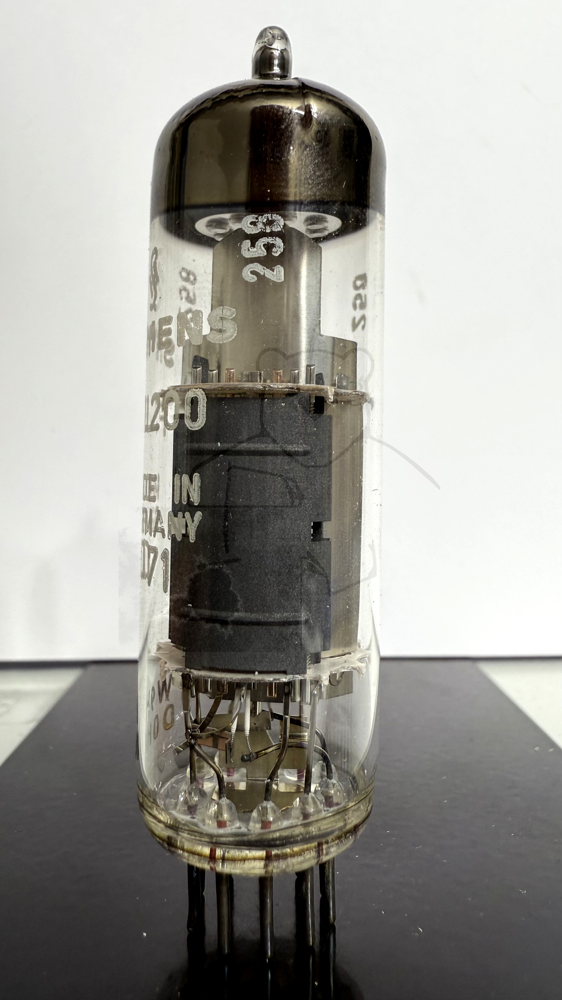 Röhre PFL200 #7284 Bild 2