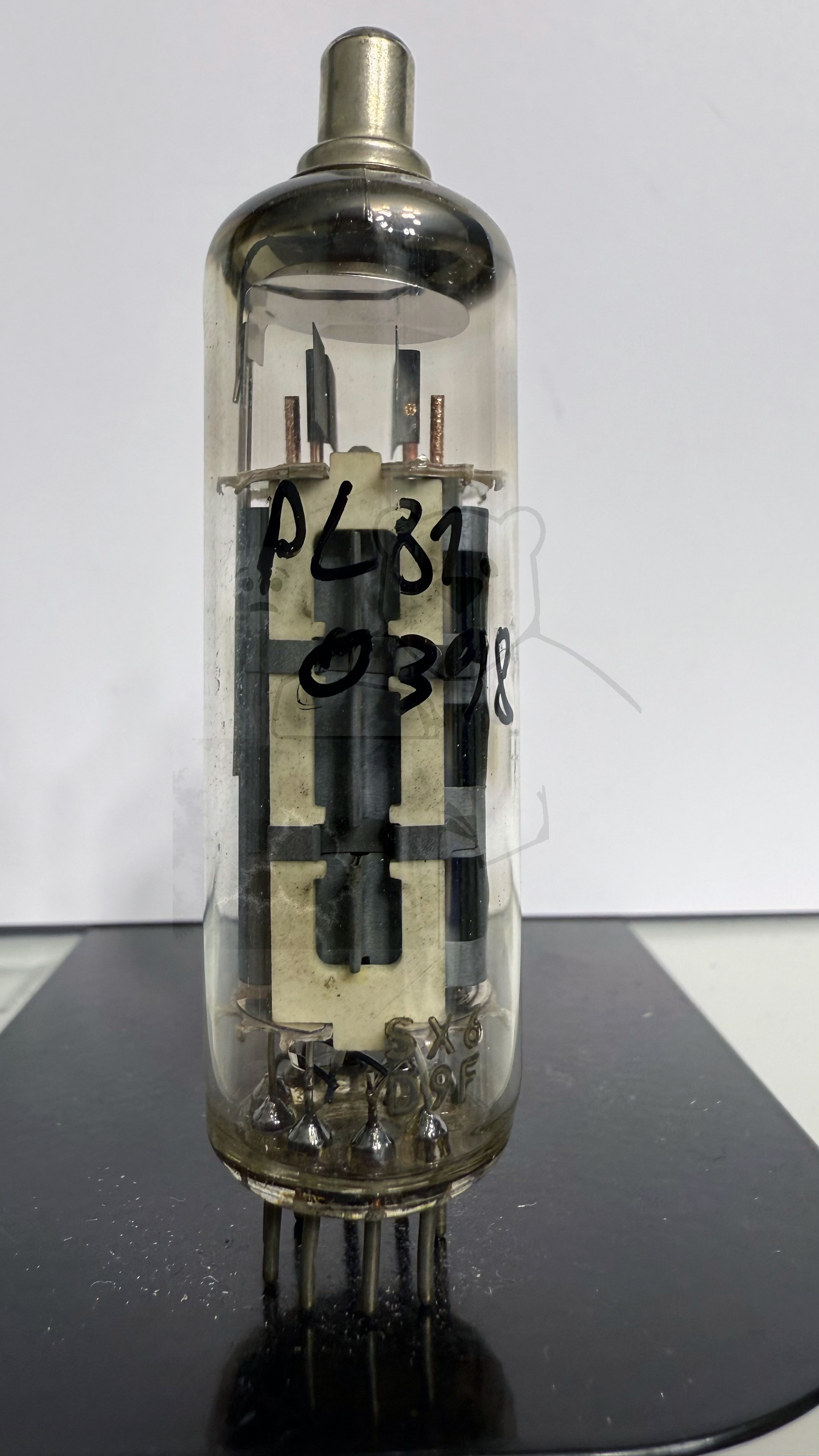 Röhre PL81 #0398 Bild 1