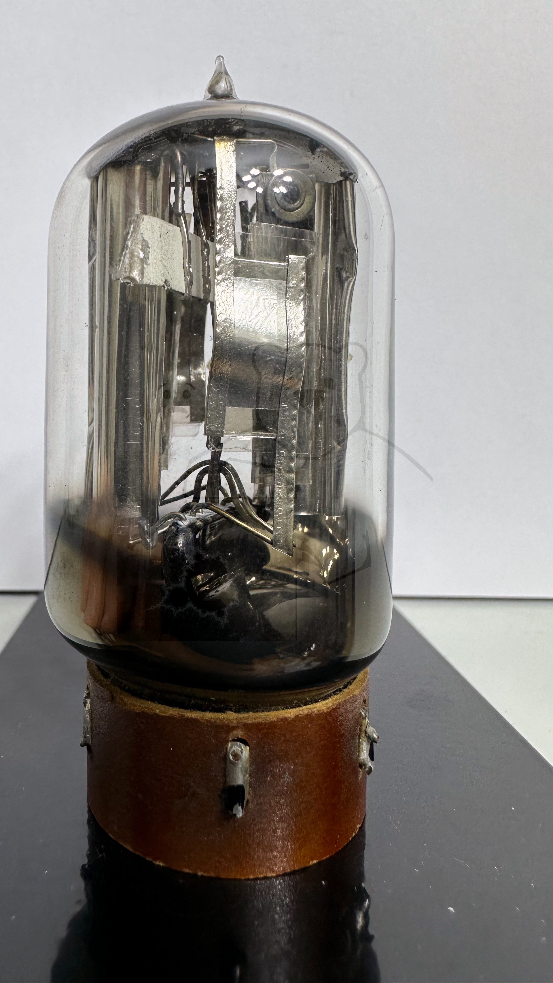 Röhre Q6 #6915 Bild 1