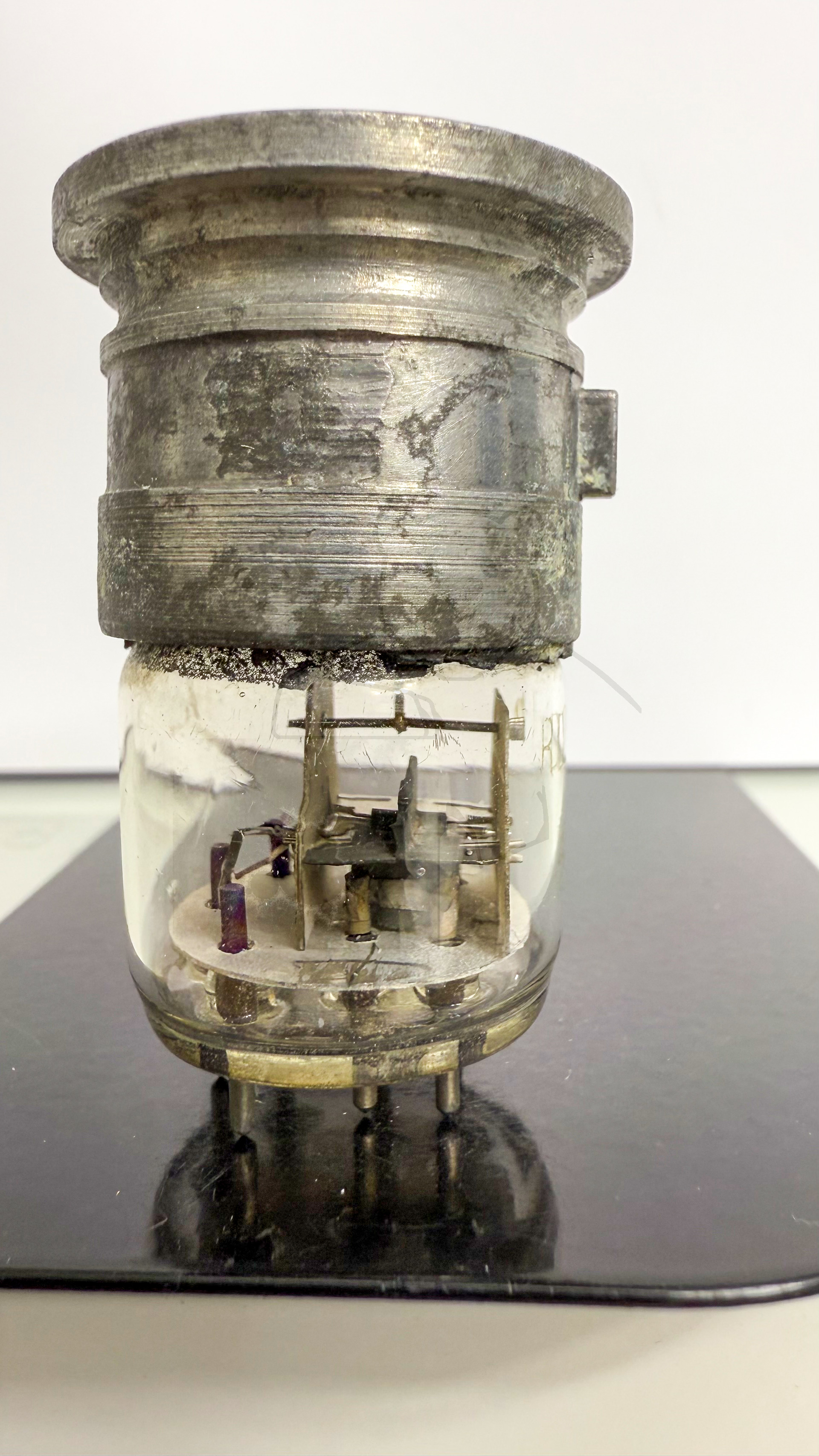 Röhre RD2,4Tb #7795 Bild 1