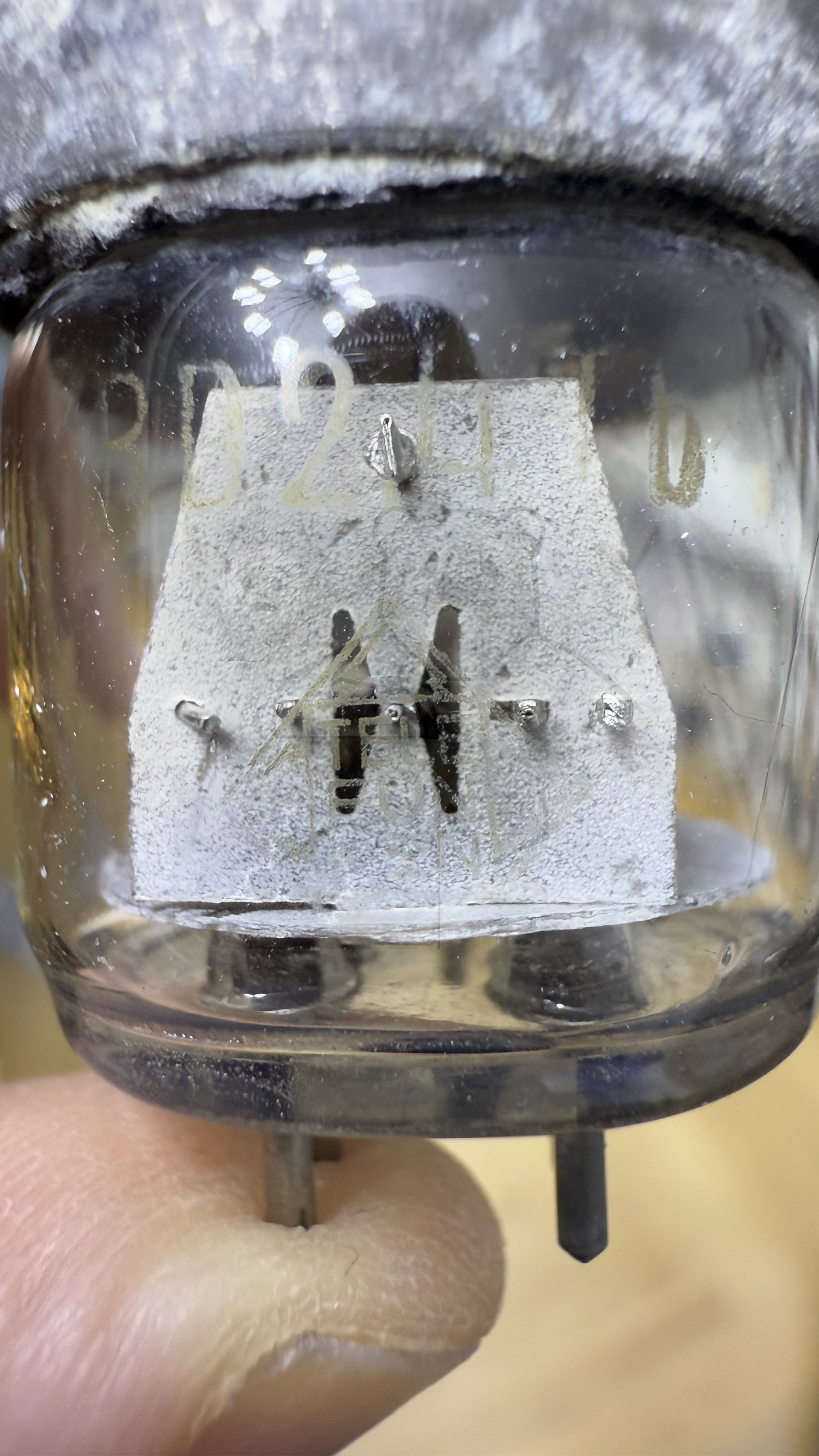 Röhre RD2,4Tb #7795 Bild 9