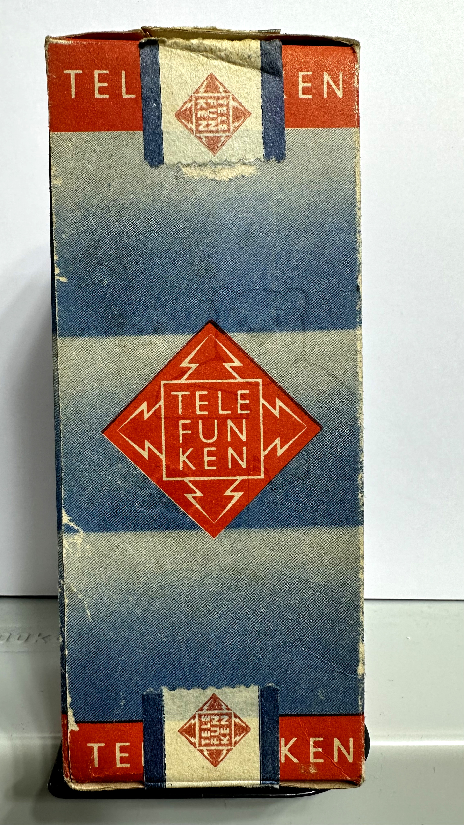 Röhre RE084k #4777 Verpackung Bild 2