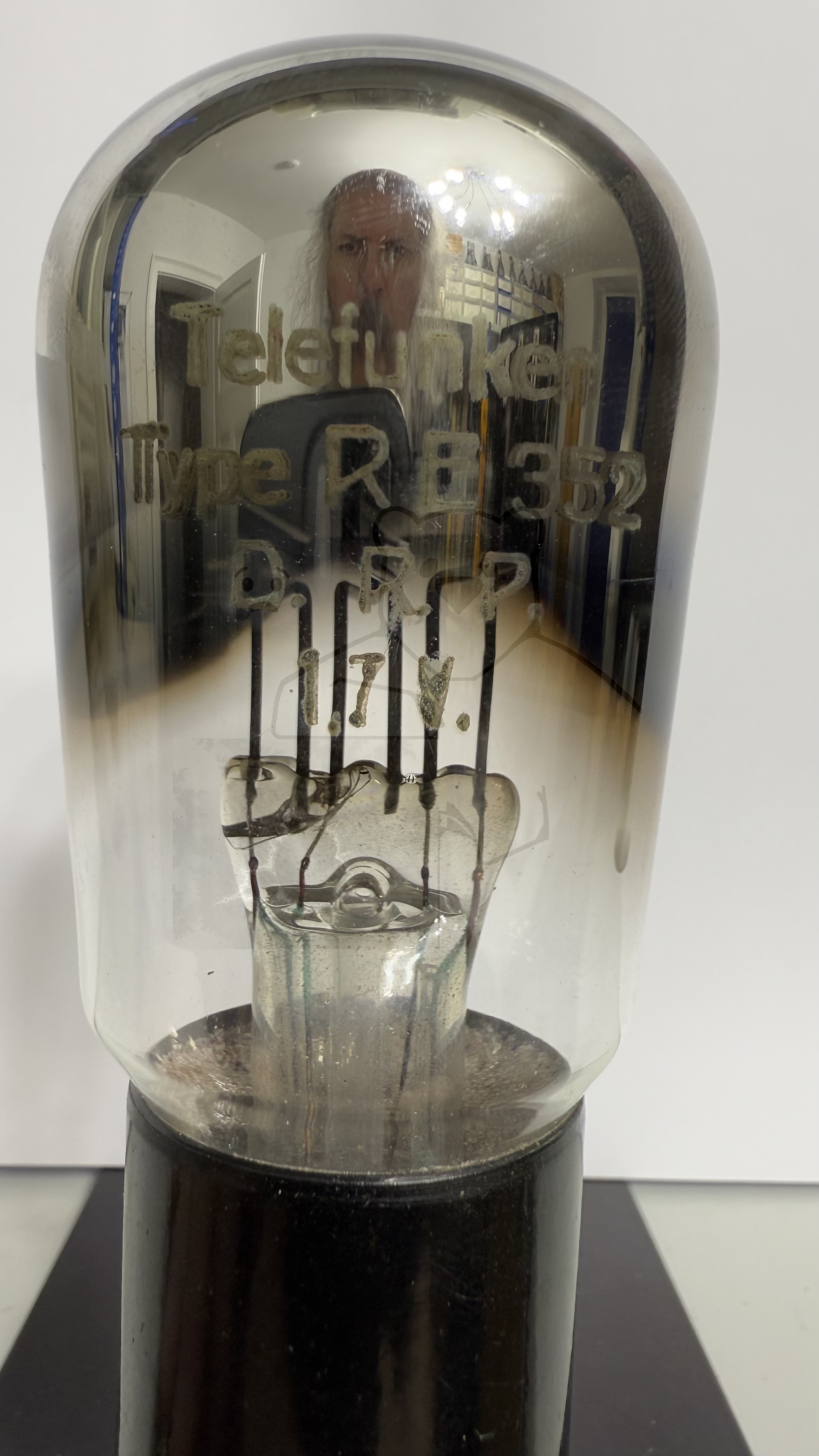 Röhre RE352 #7851 Bild 2