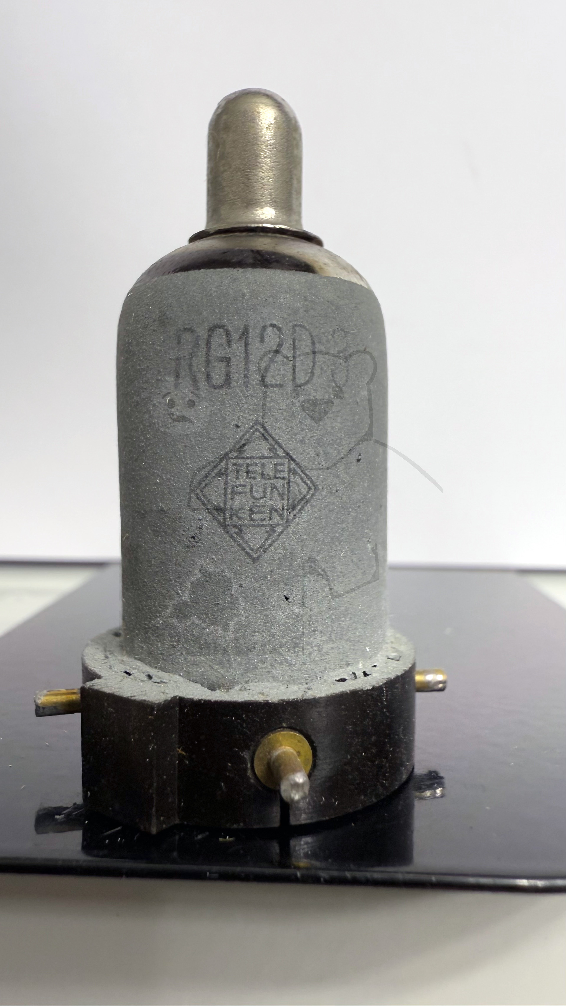 Röhre RG12D3 #7511 Bild 1