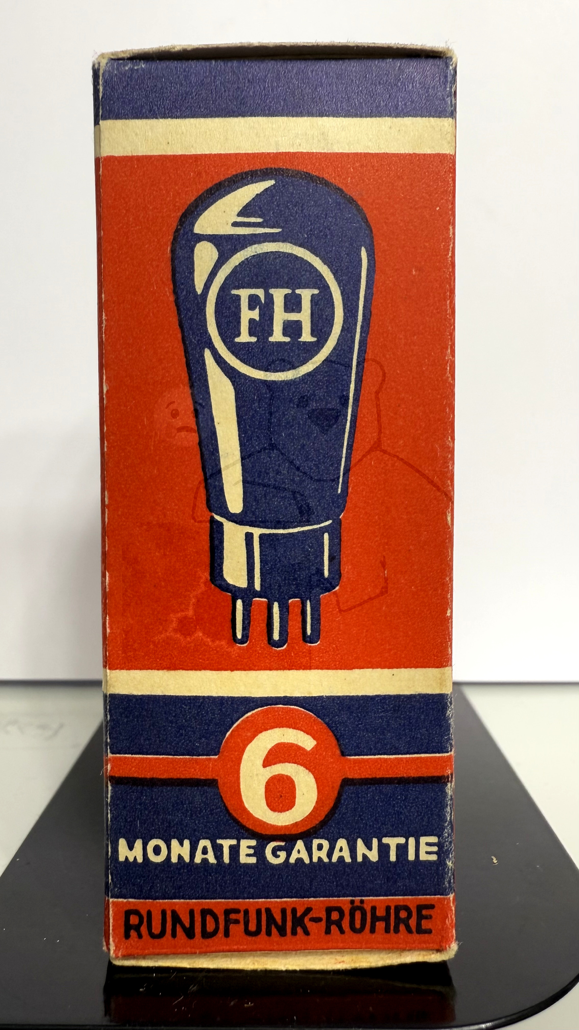 Röhre RG12D3 #7511 Verpackung HÀndler Bild 1