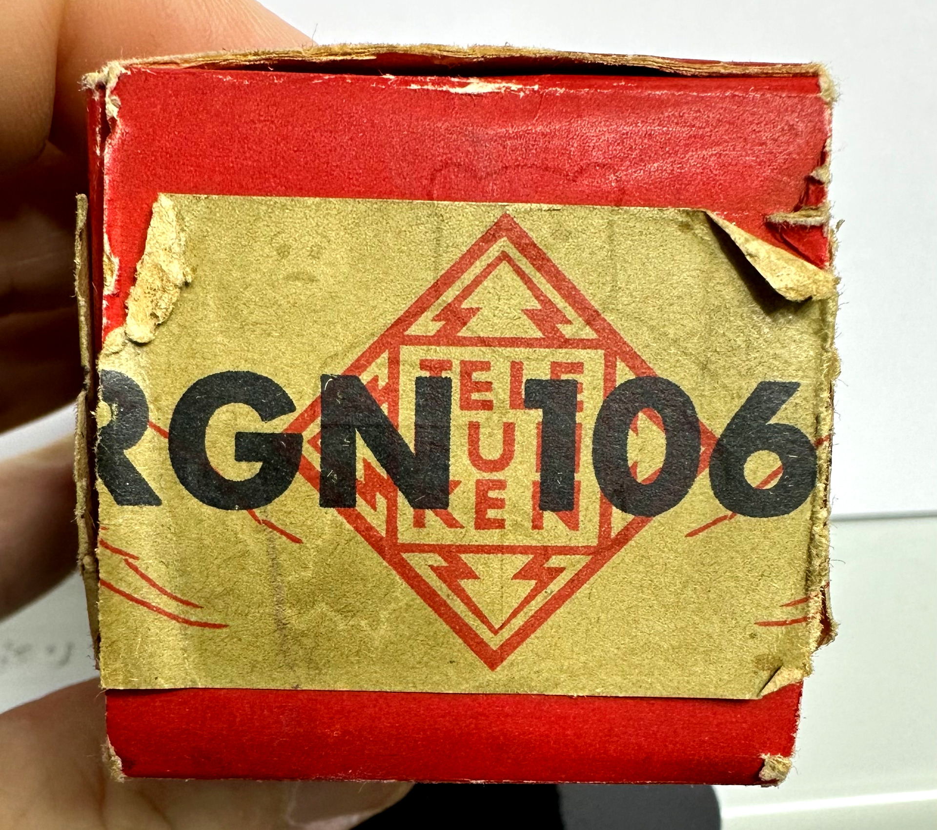 Röhre RGN1064 #3507 Kleine Bauform Verpackung Bild 6