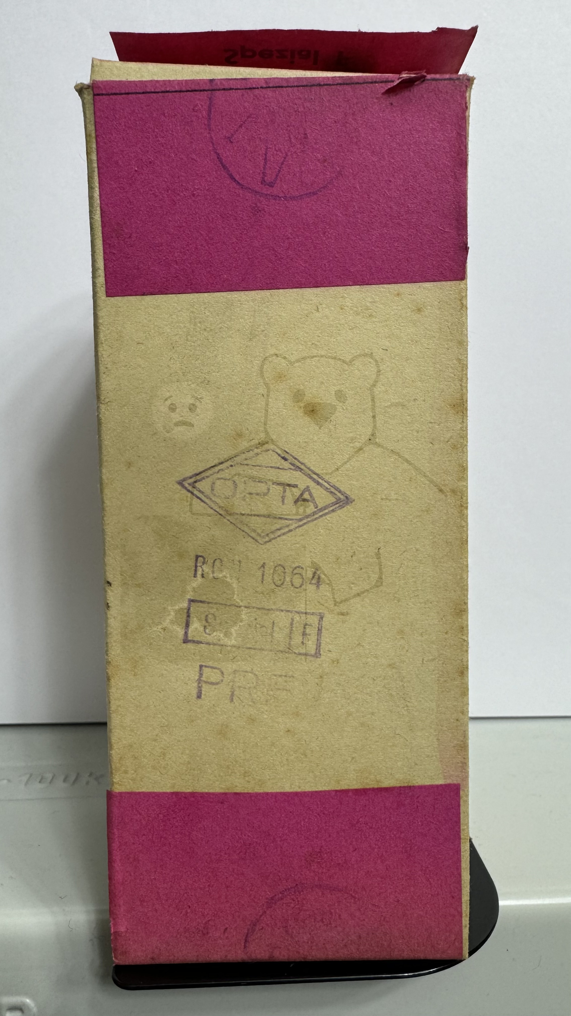 Röhre RGN1064 Spez F #3630 Verpackung Bild 3