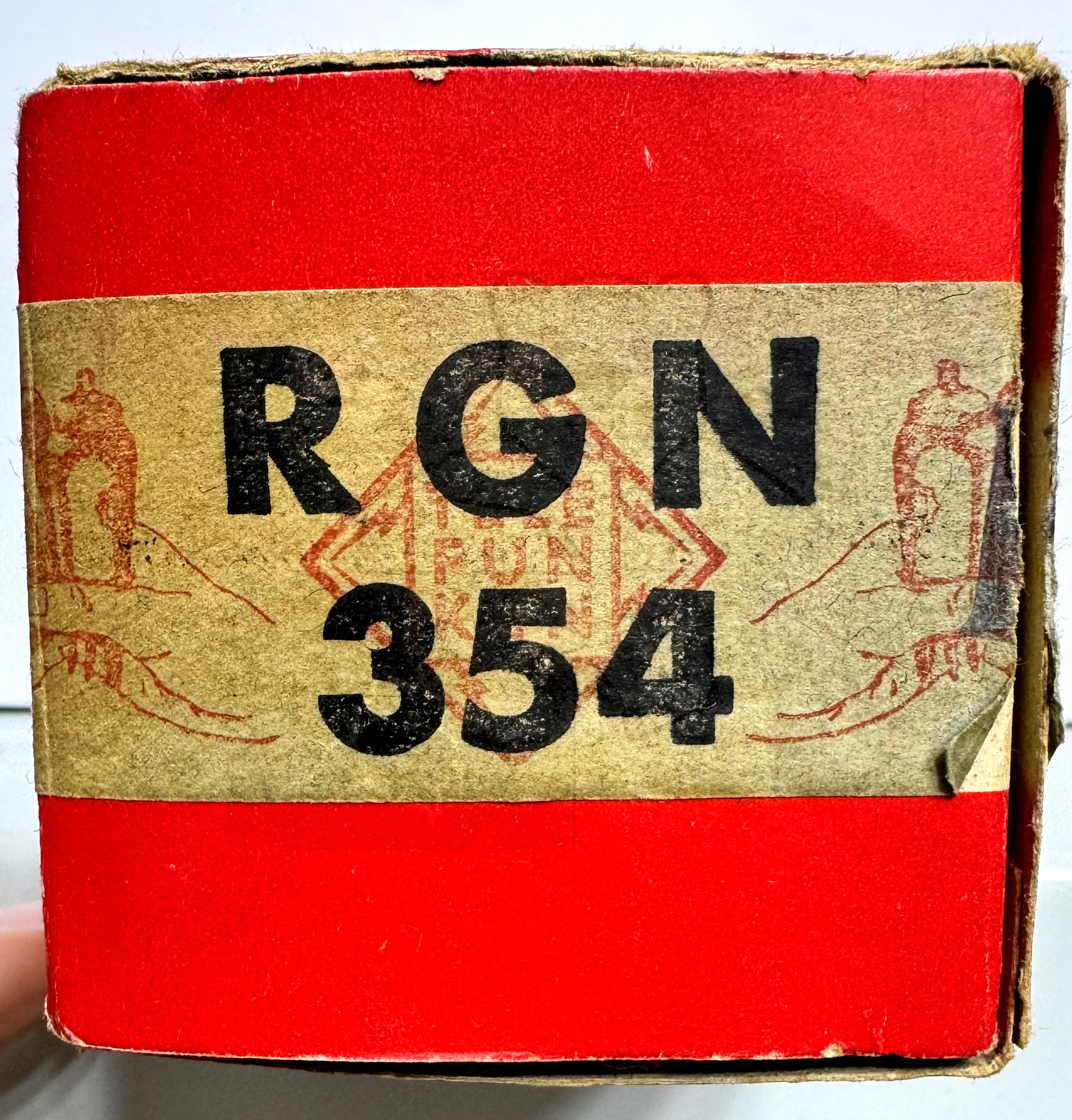 Röhre RGN354 #6368 Verpackung Bild 1